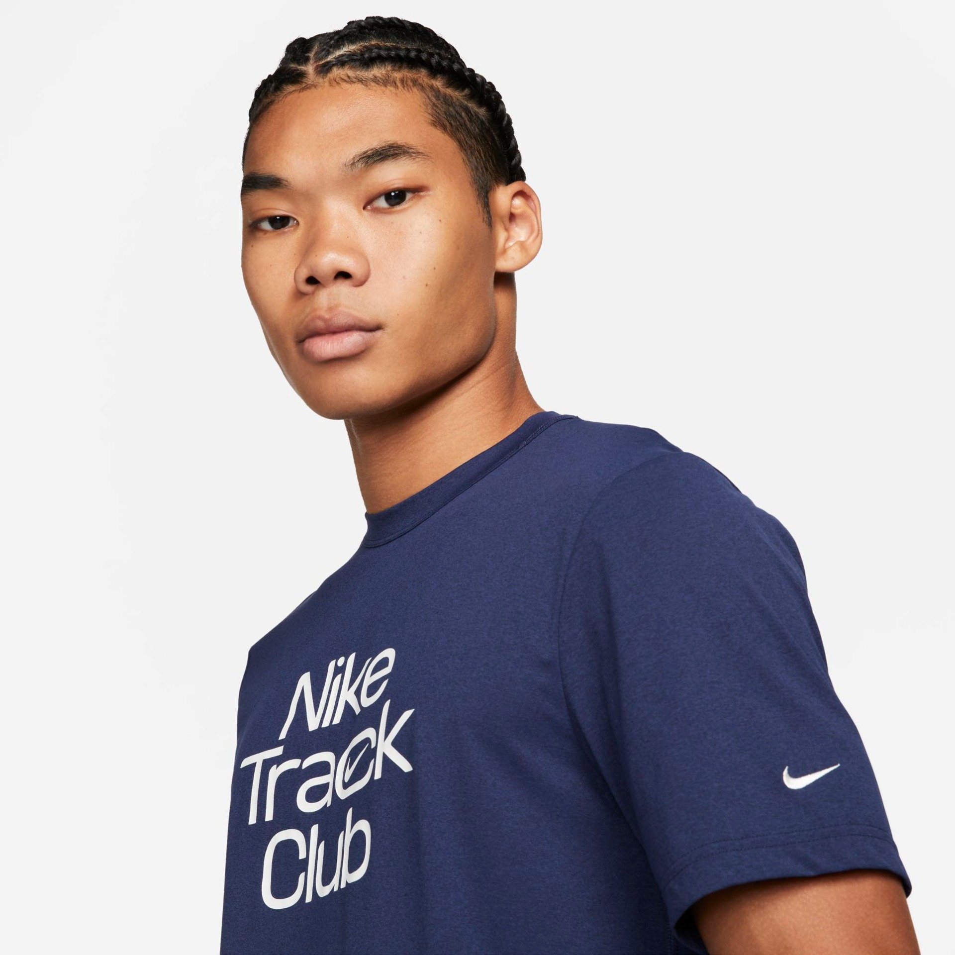 Camiseta Nike Track Club Masculina - Foto 3