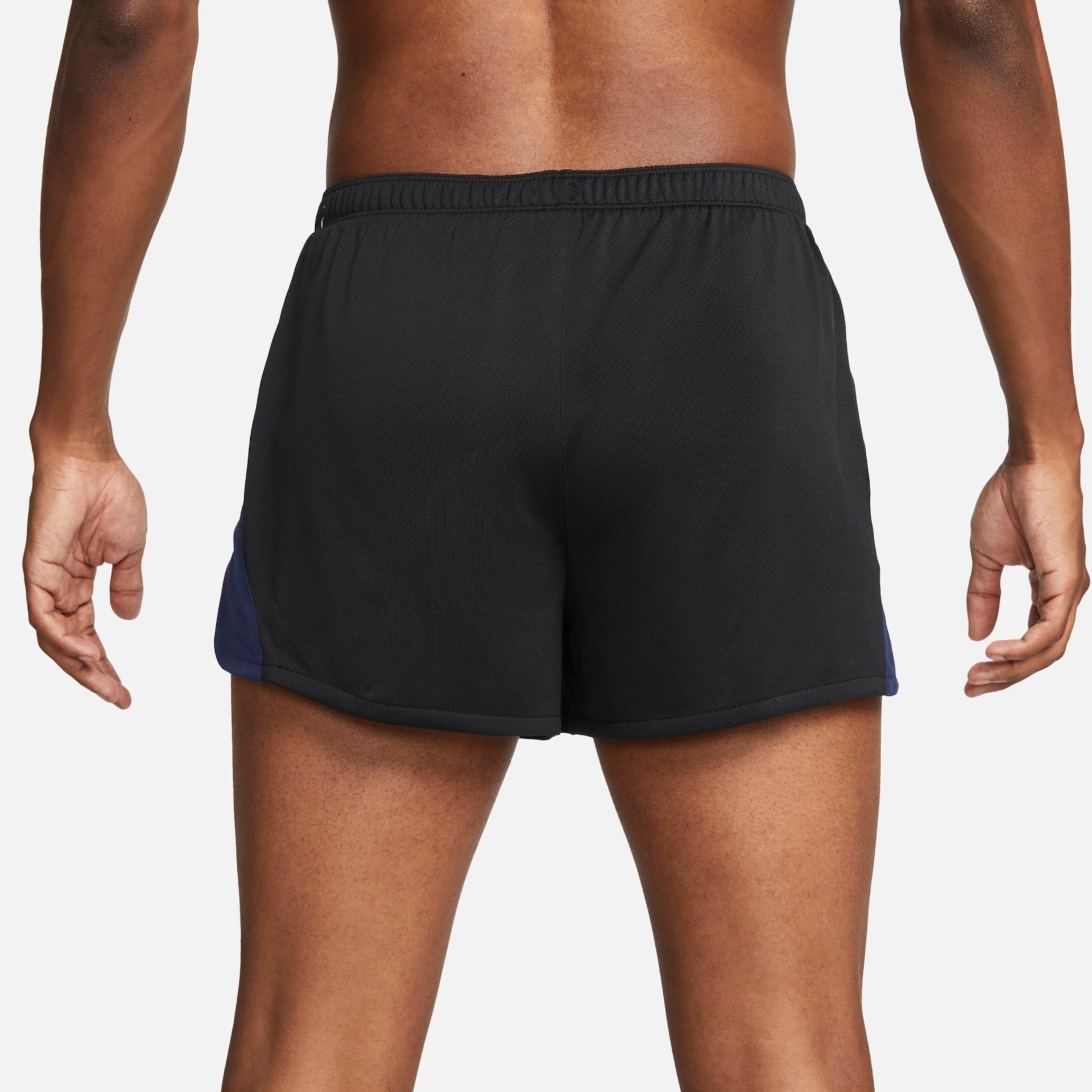 Shorts Nike Dri-FIT Track Club Masculino - Foto 3