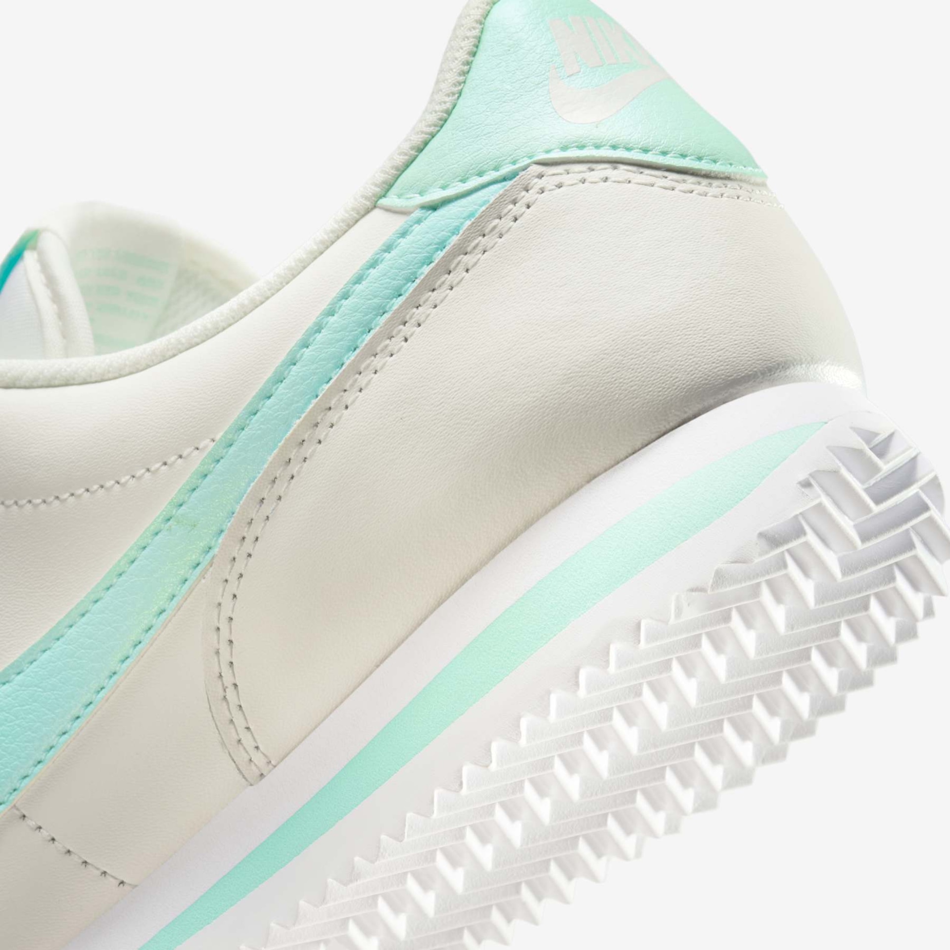 Tênis Nike Cortez Feminino - Foto 8