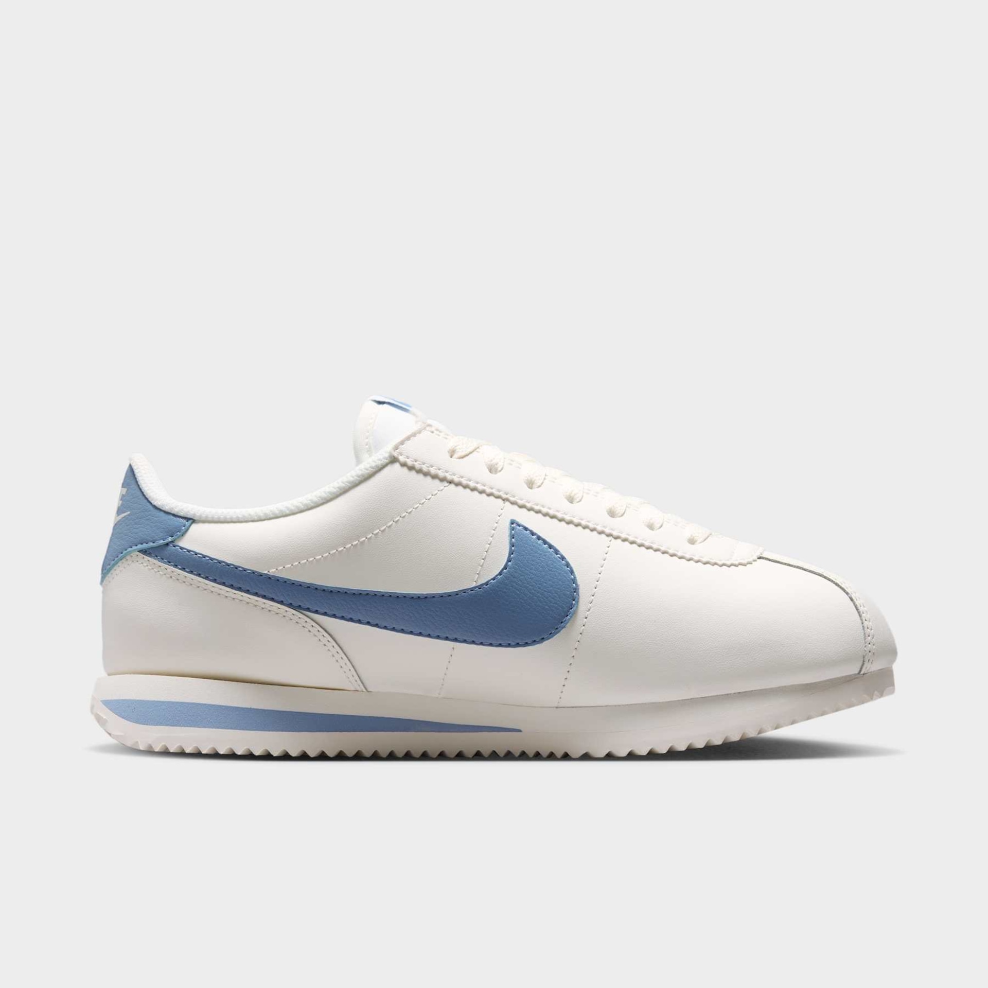Tênis Nike Cortez Feminino - Foto 3