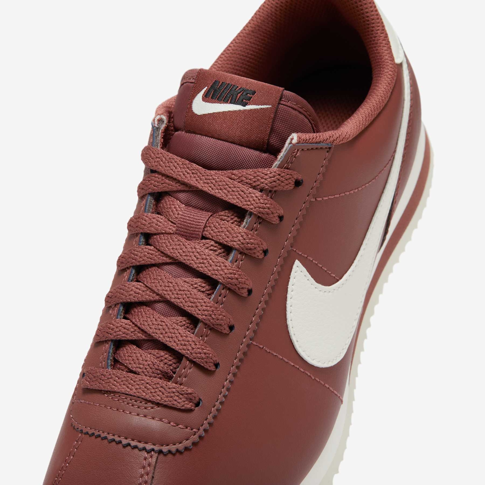Tênis Nike Cortez Feminino - Foto 7