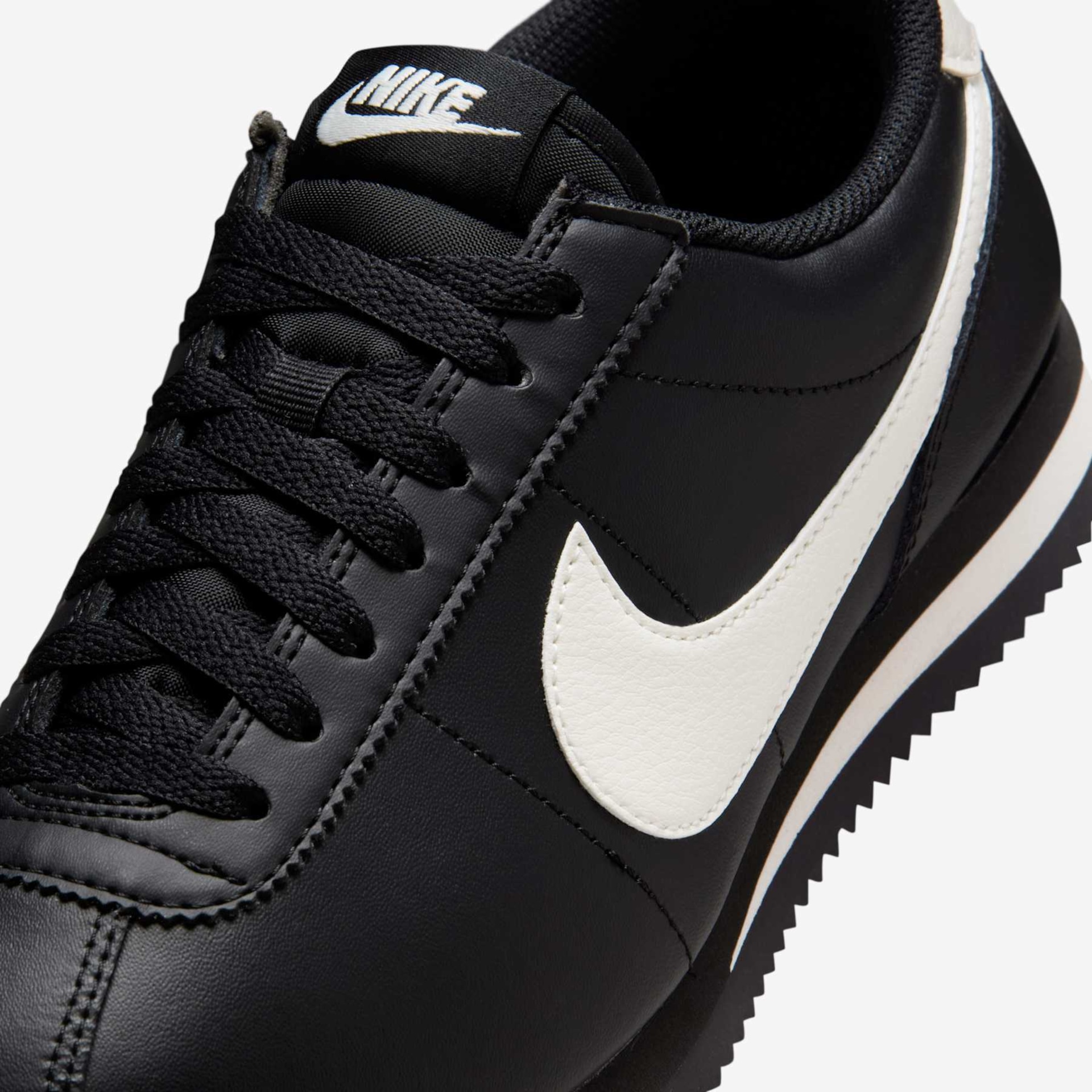 Tênis Nike Cortez Feminino - Foto 7