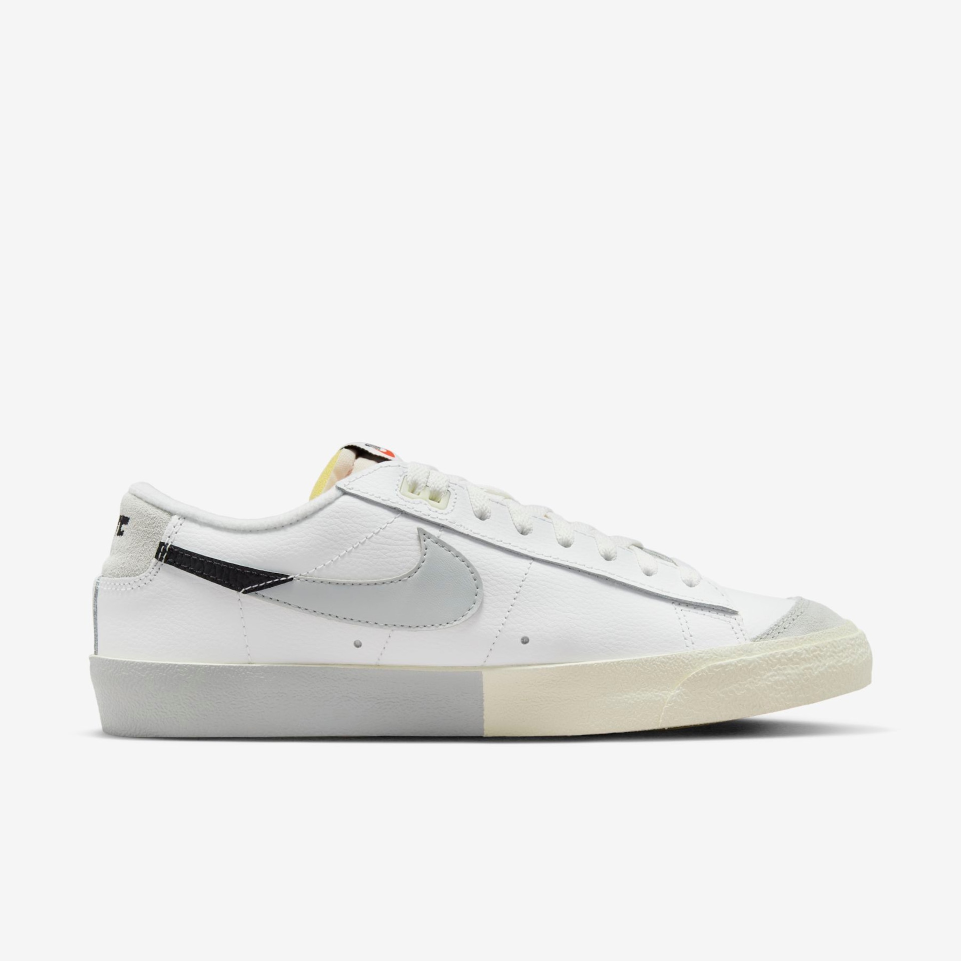 Tênis Nike Blazer Low "77 SE Masculino - Foto 3