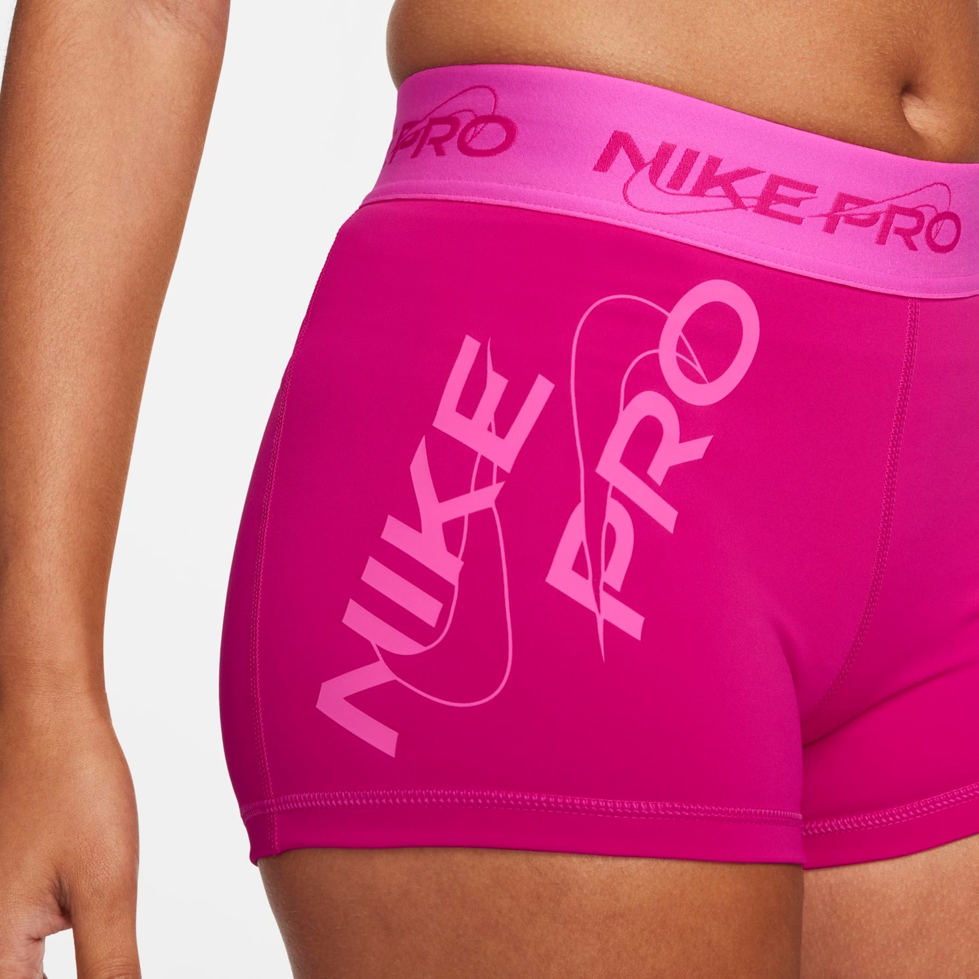 Shorts Nike Pro Feminino - Foto 5