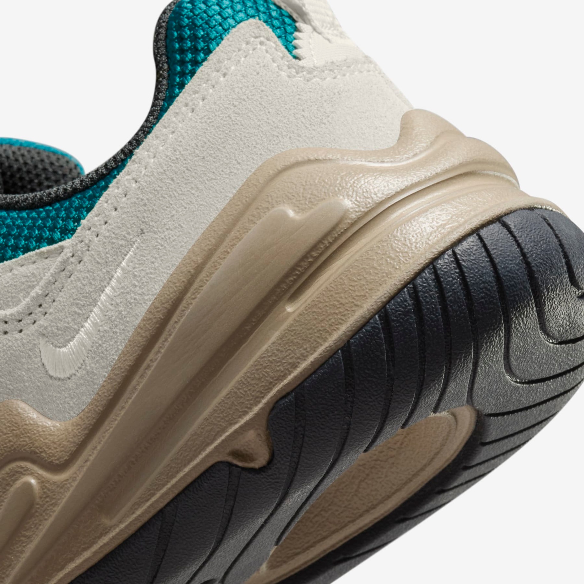 Tênis Nike Tech Hera Feminino - Foto 8