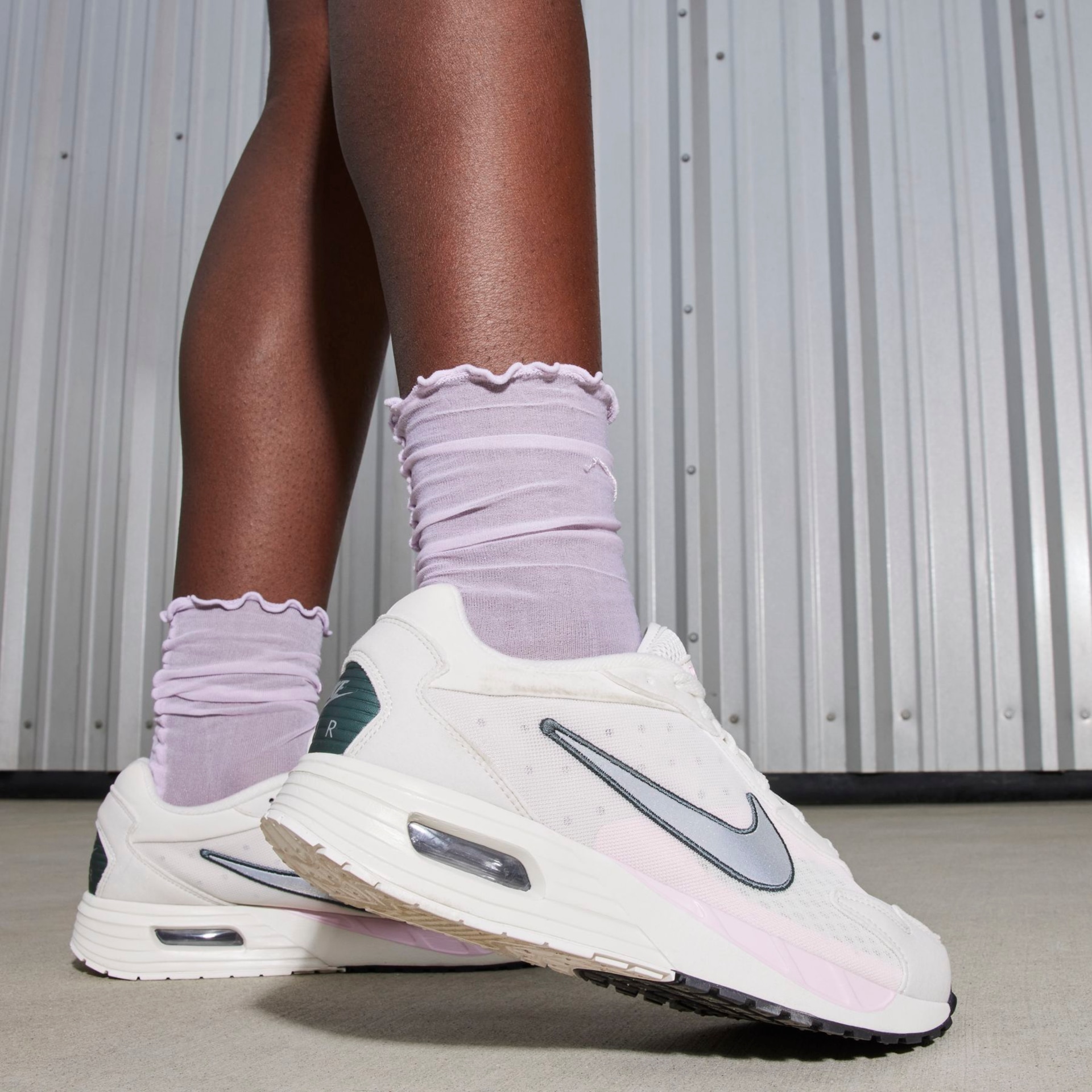 Tênis Nike Air Max Solo Feminino - Foto 2