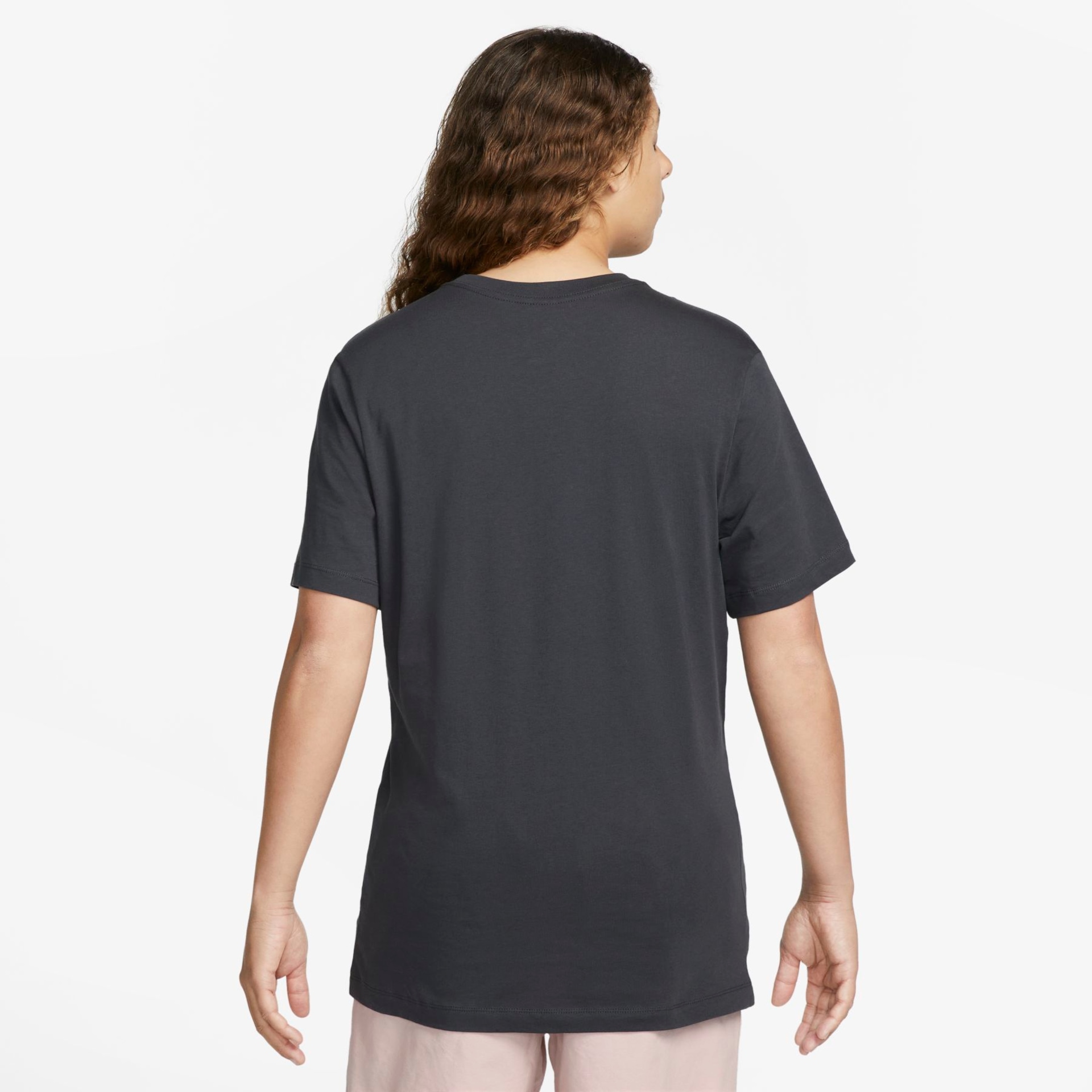 Camiseta Nike Sportswear Masculina - Foto 2