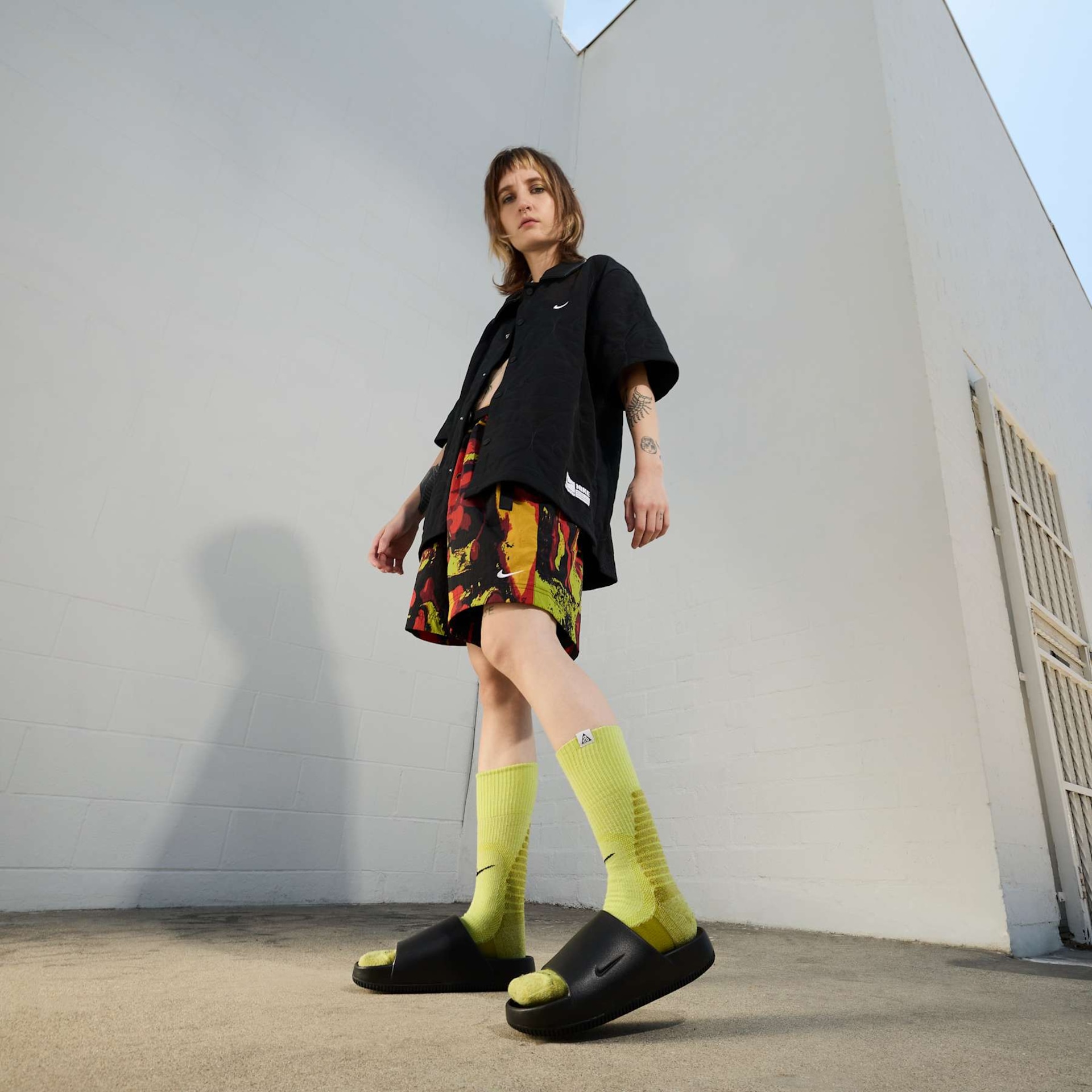 Chinelo Nike Calm Feminino - Foto 8