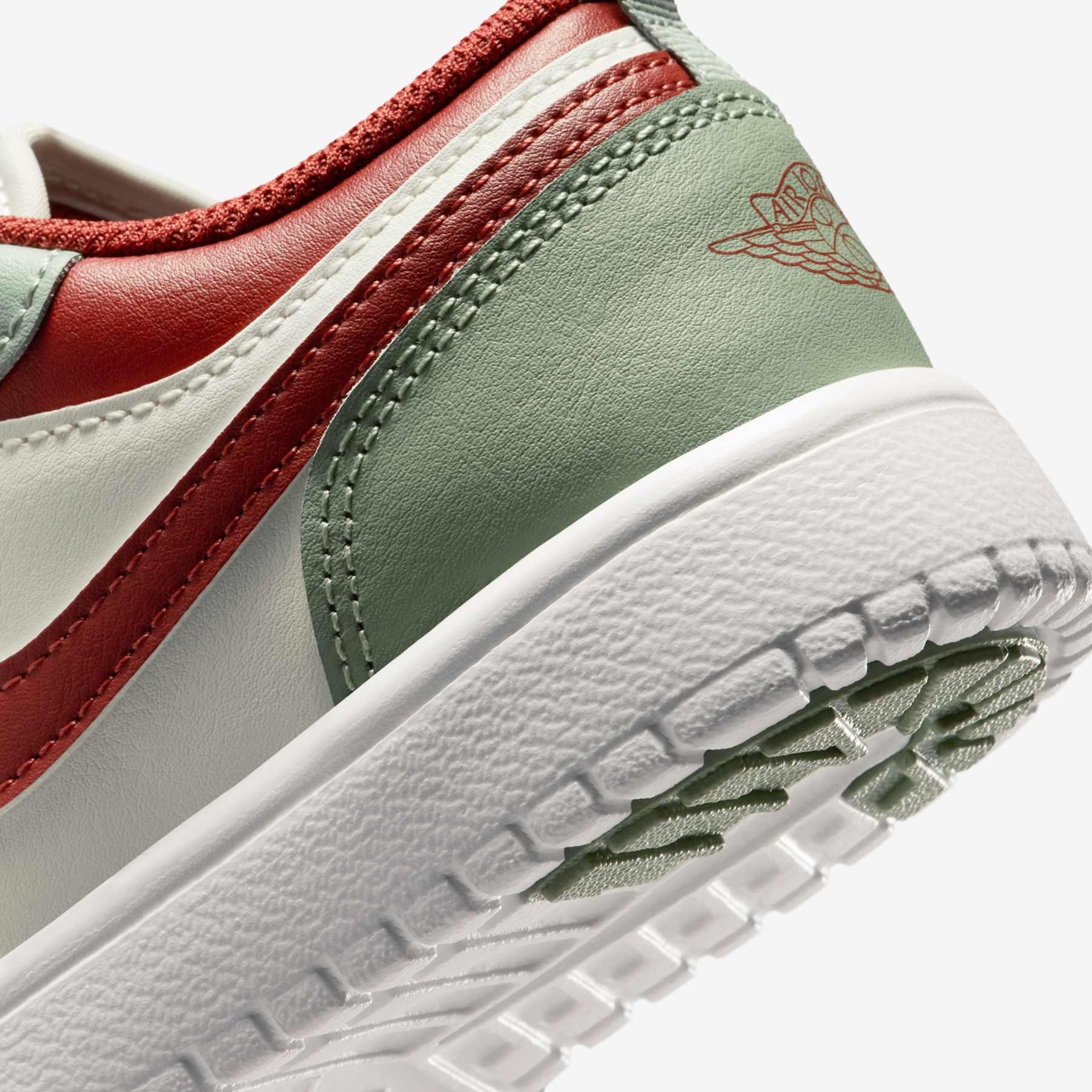 Tênis Air Jordan 1 Low Alt Infantil - Foto 8