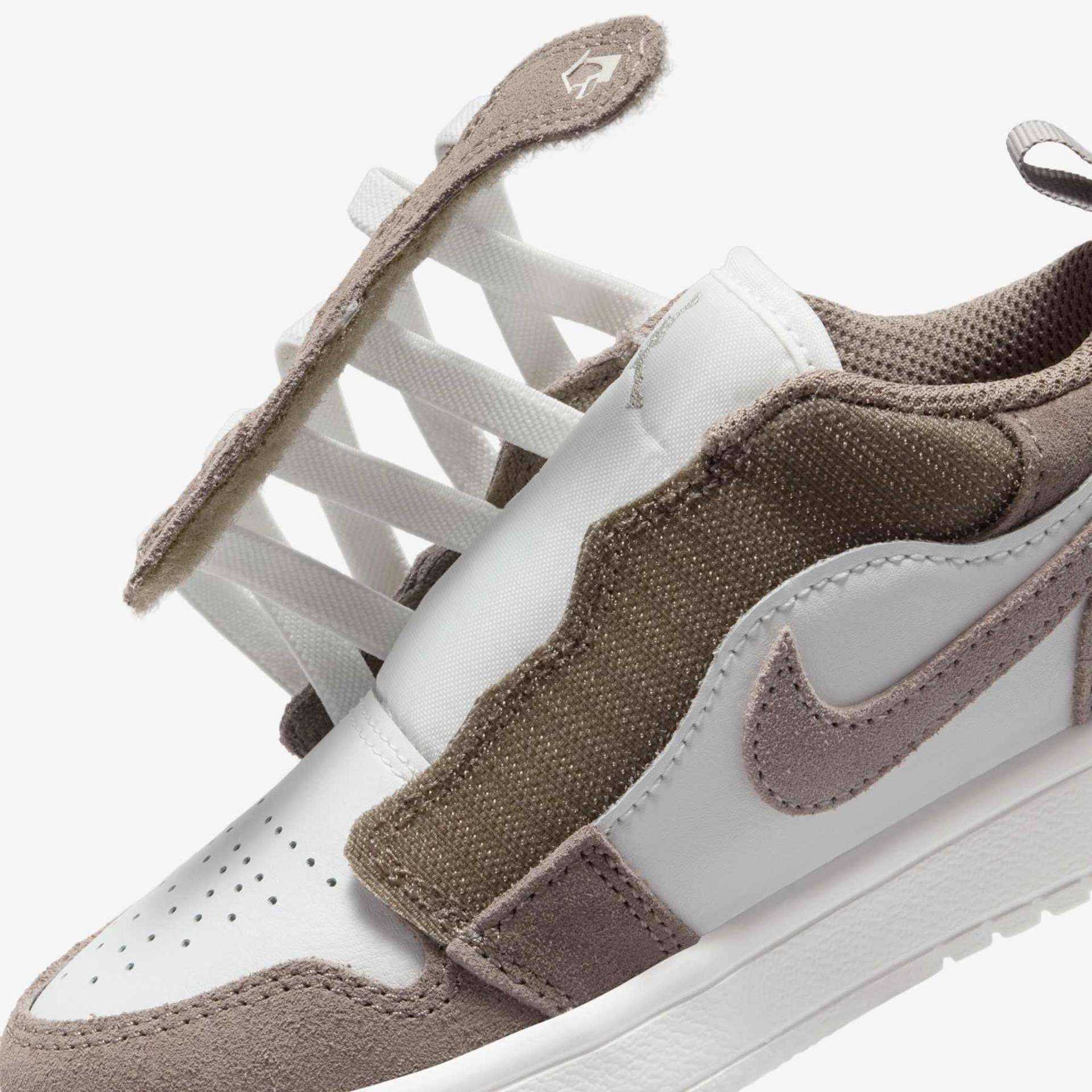 Tênis Air Jordan 1 Low Alt Infantil - Foto 9