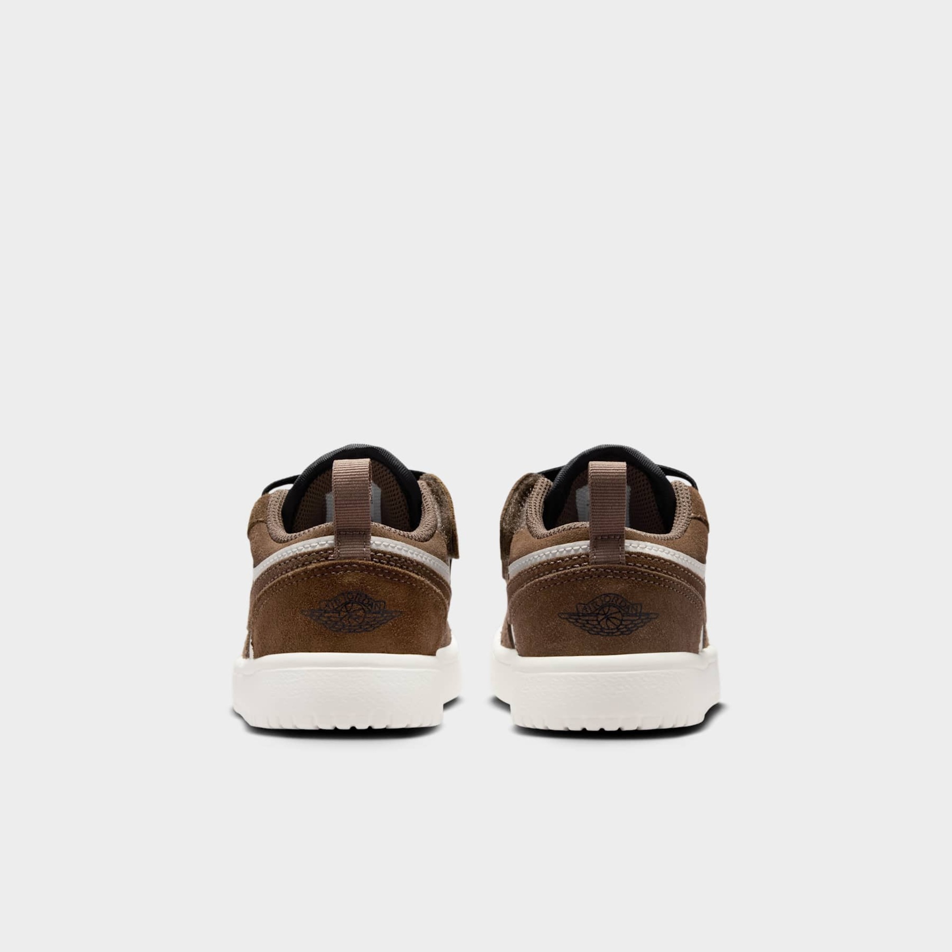 Tênis Air Jordan 1 Low Alt Infantil - Foto 6