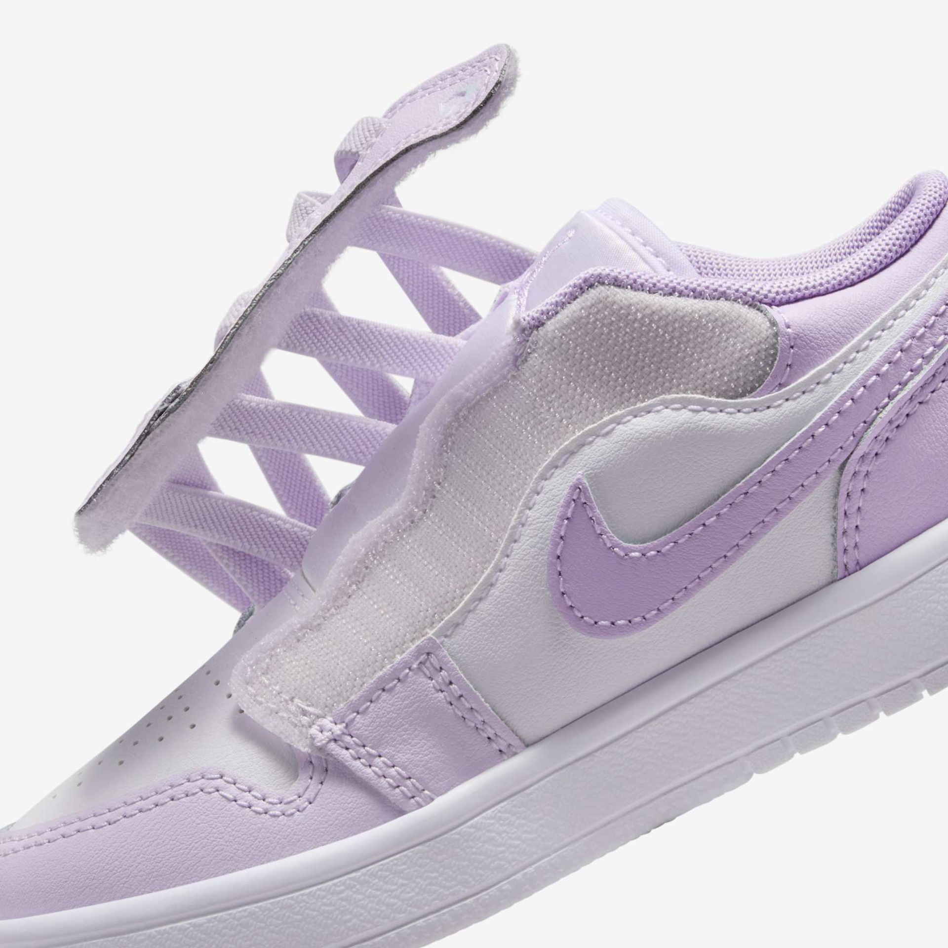 Tênis Air Jordan 1 Low Alt Infantil - Foto 9