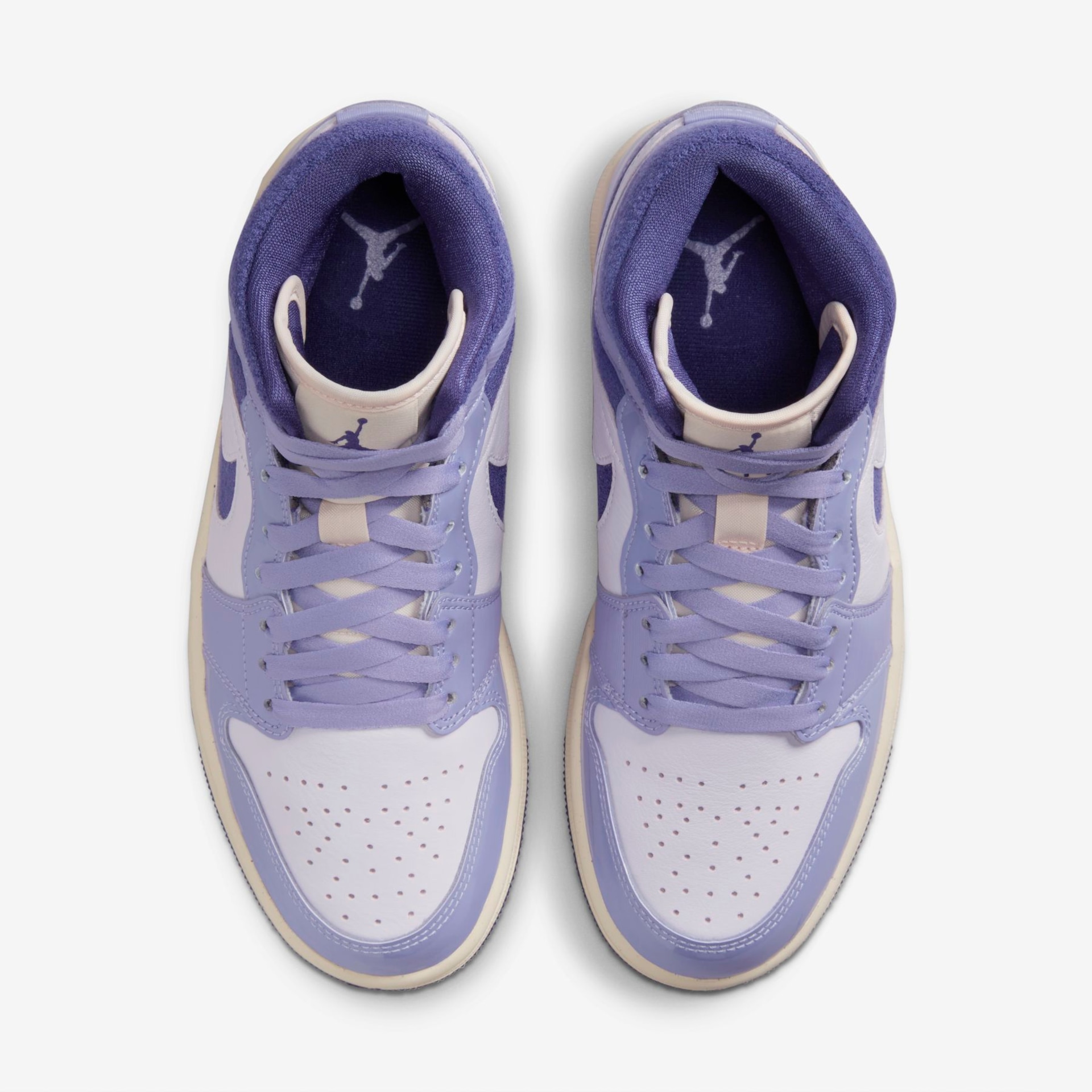 Tênis Jordan Jordan Air 1 Mid SE Feminino - Foto 4