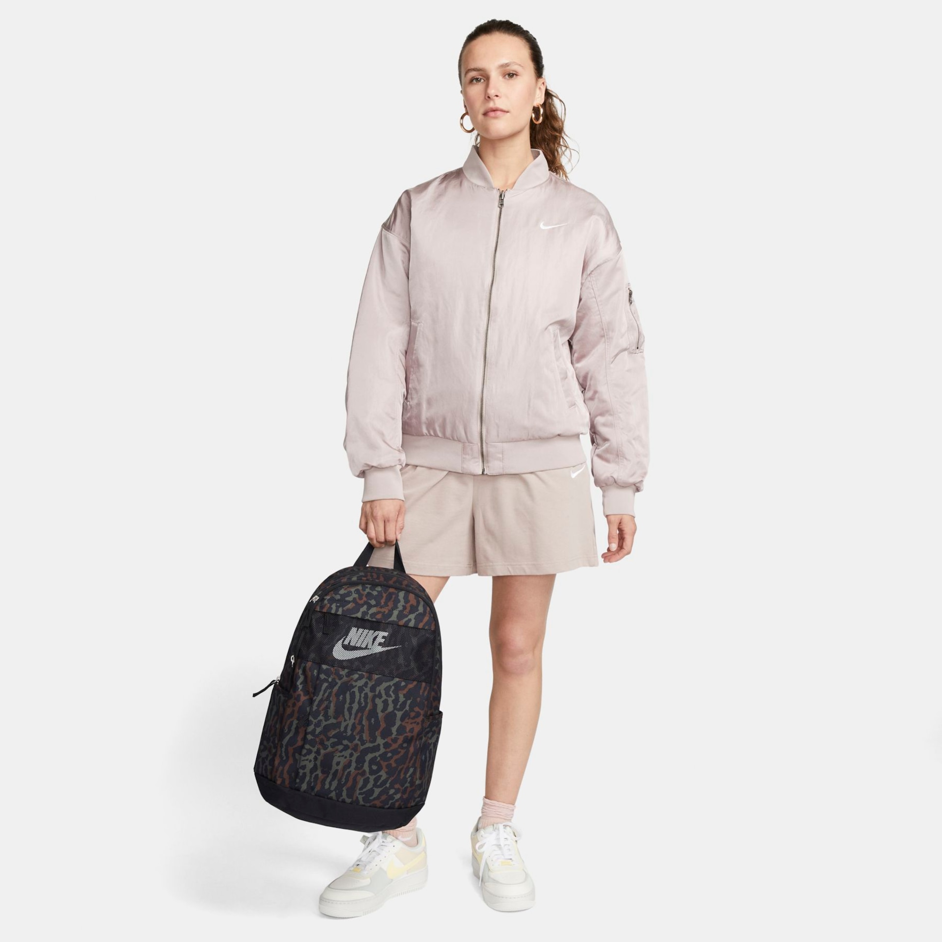 Mochila Nike Elemental Unissex - Foto 9