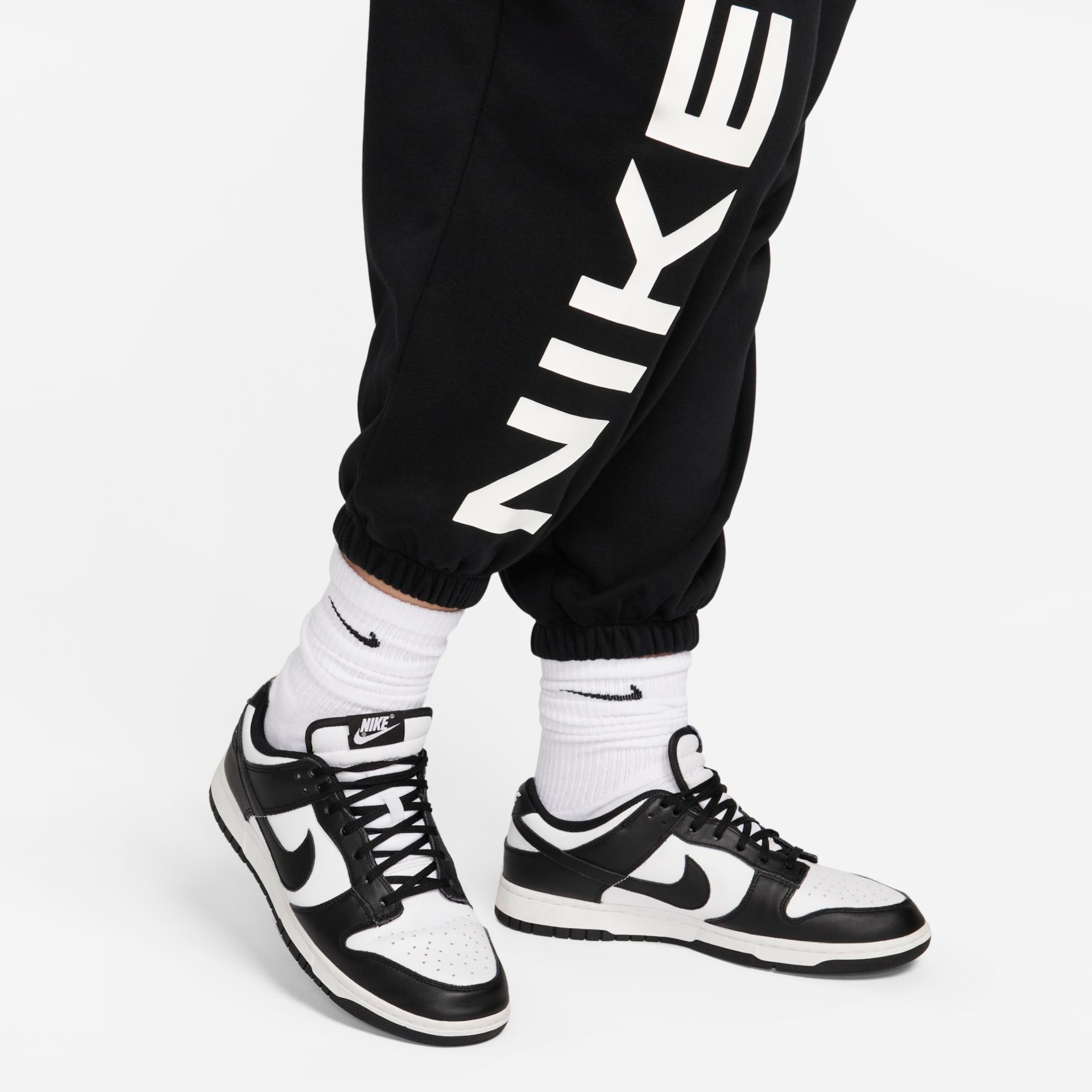 Plus Size - Calça Nike Sportswear Air Feminina - Foto 4