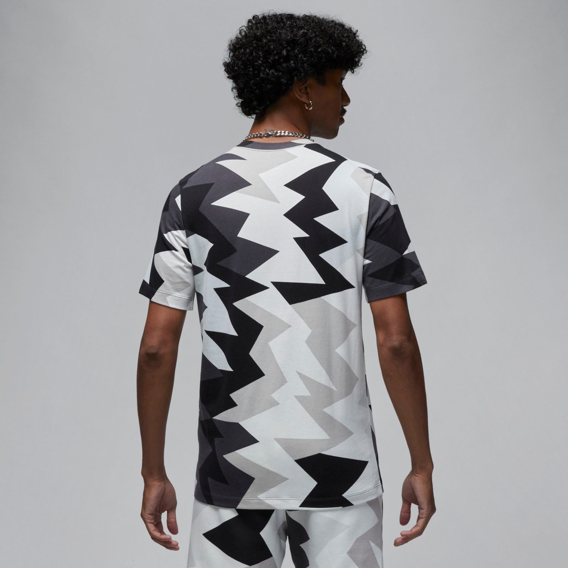 Camiseta Jordan Flight MVP Masculina - Foto 2