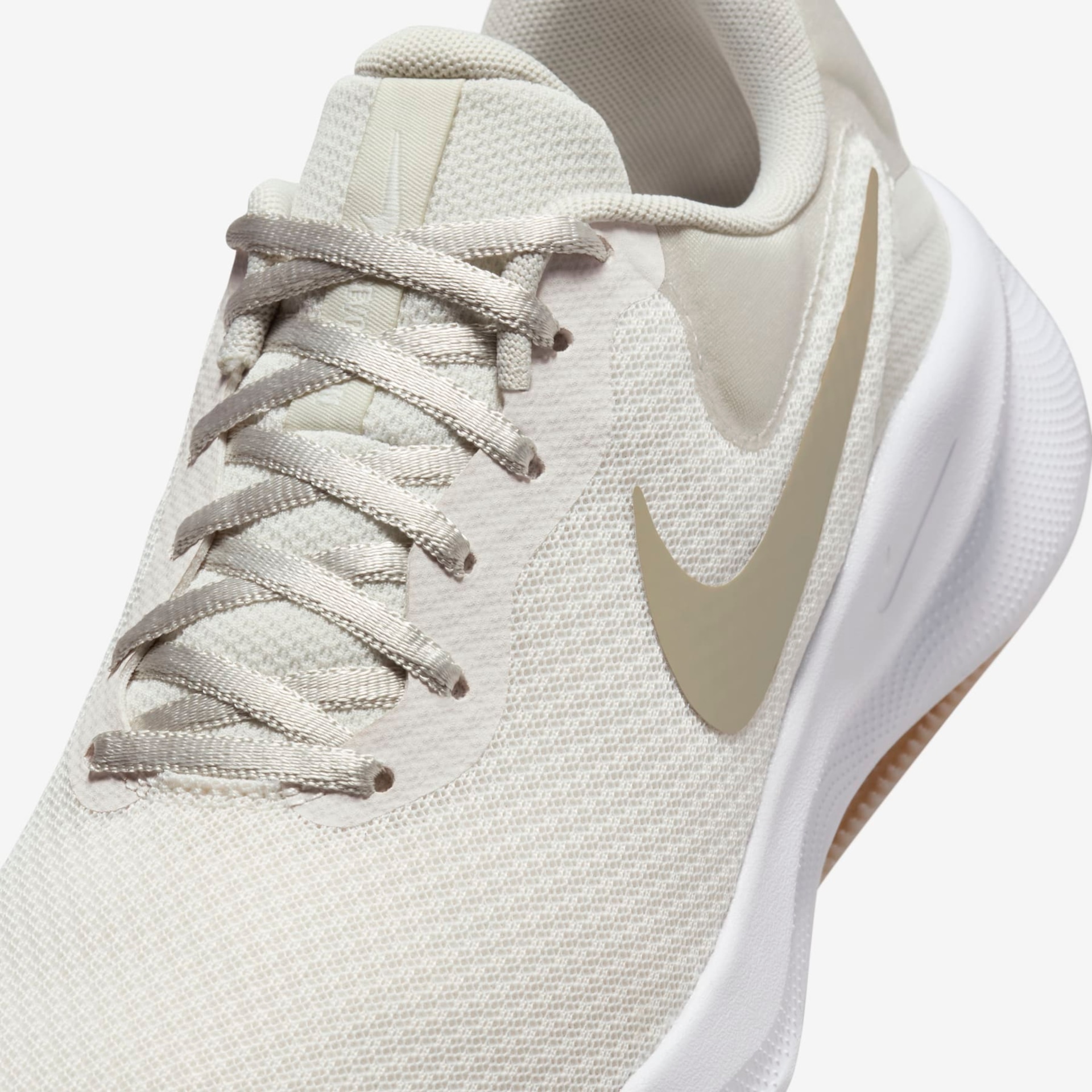 Tênis Nike Revolution 7 Feminino - Foto 6