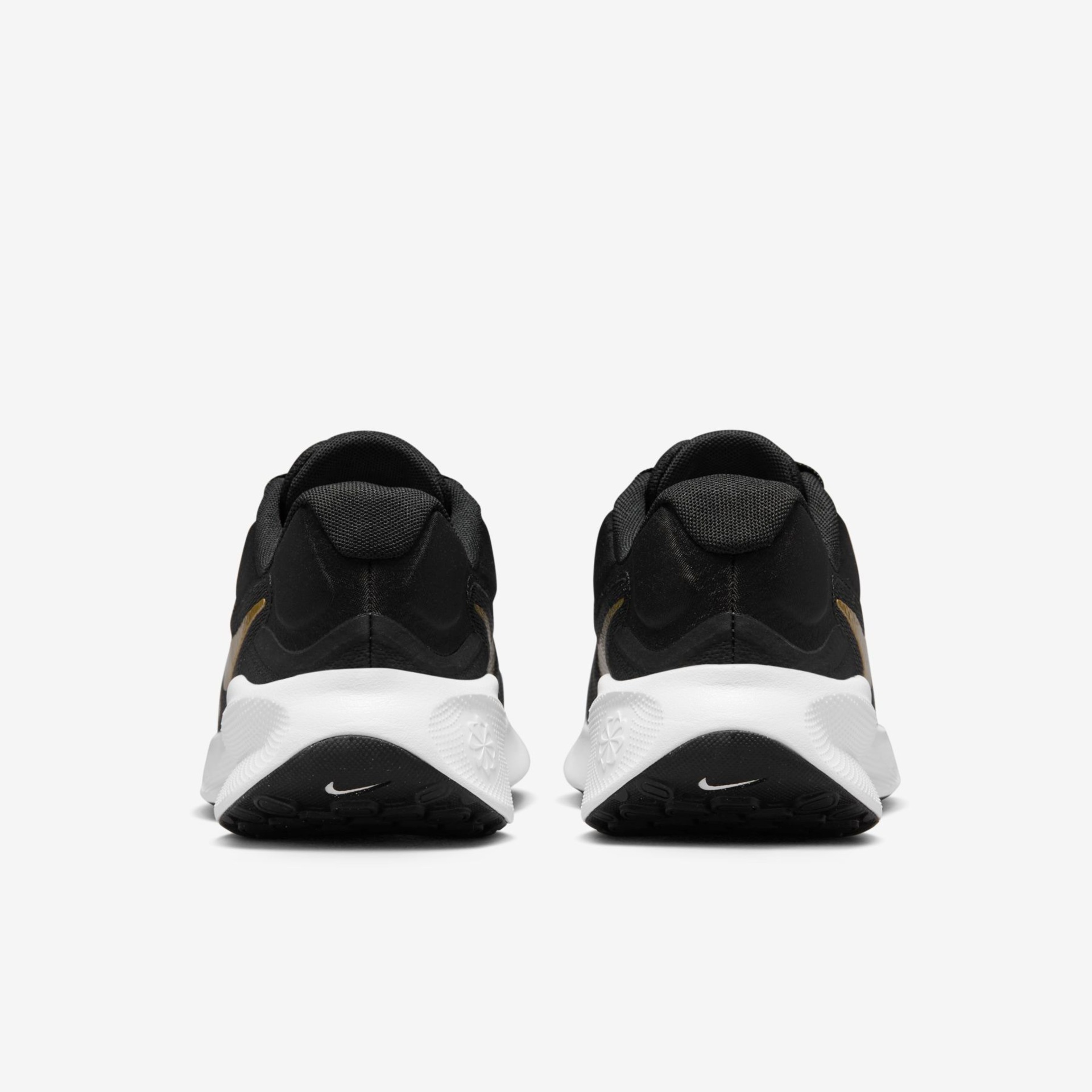 Tênis Nike Revolution 7 Feminino - Foto 6