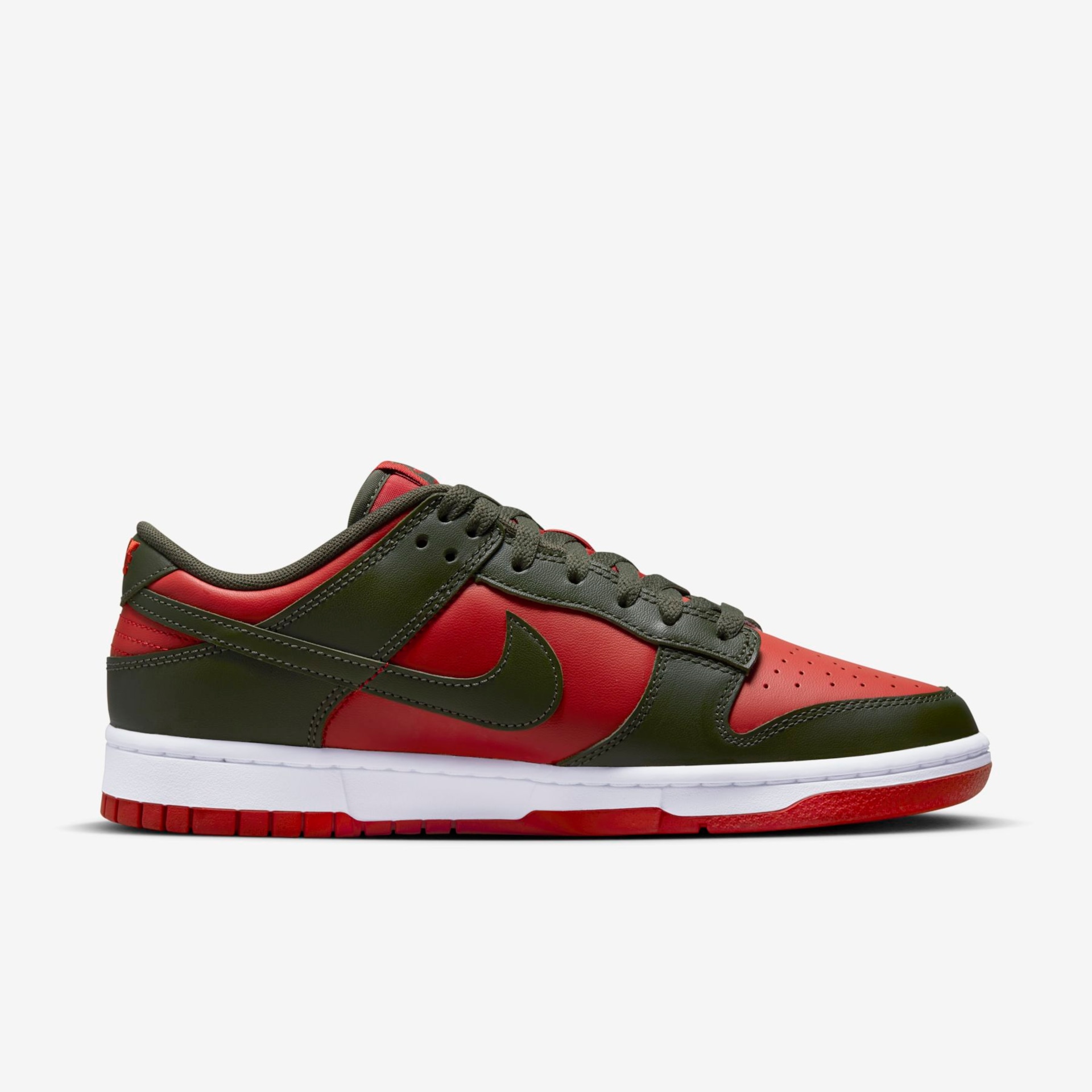 Tênis Nike Dunk Low Retro Masculino - Foto 3