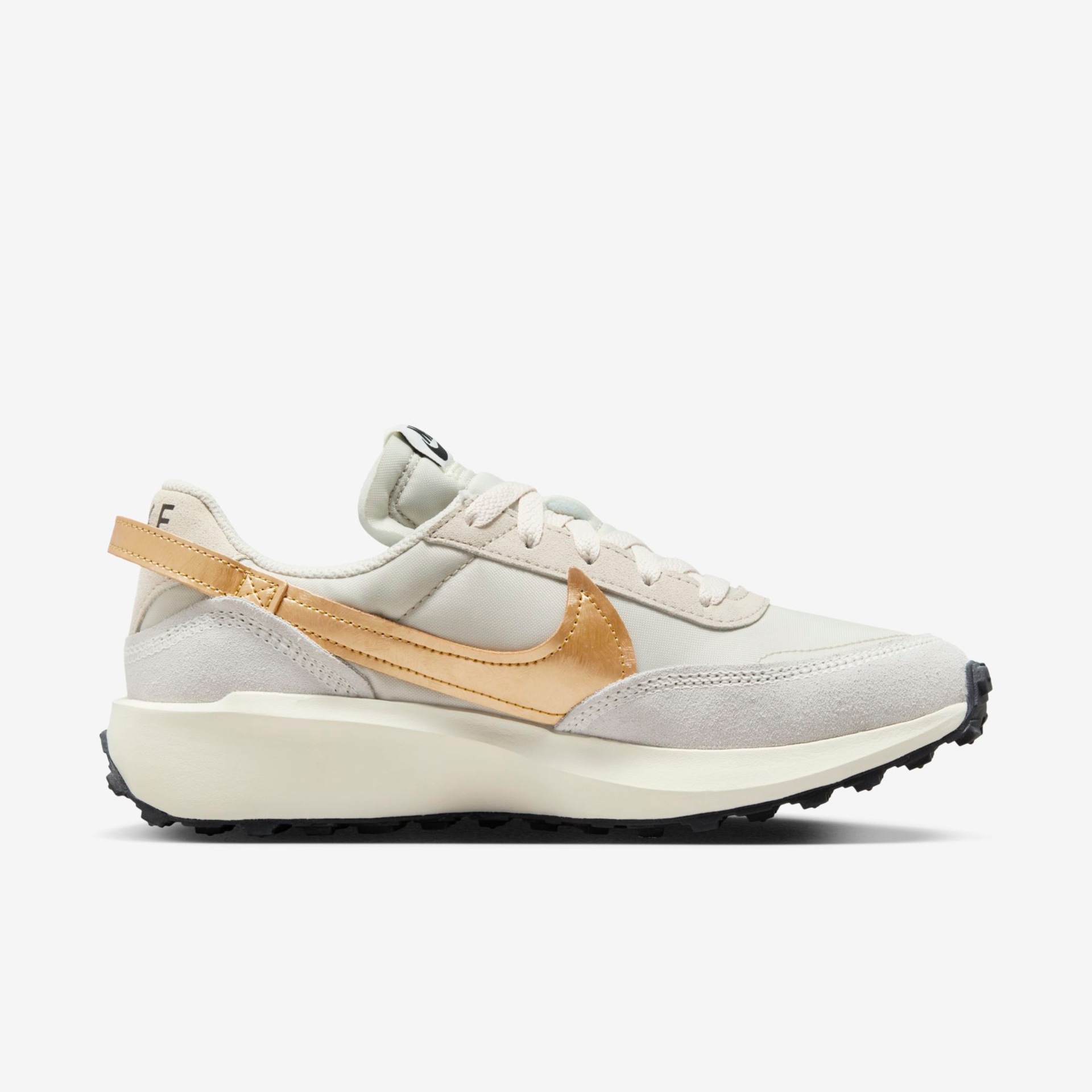Tênis Nike Waffle Debut Essential Feminino - Foto 3
