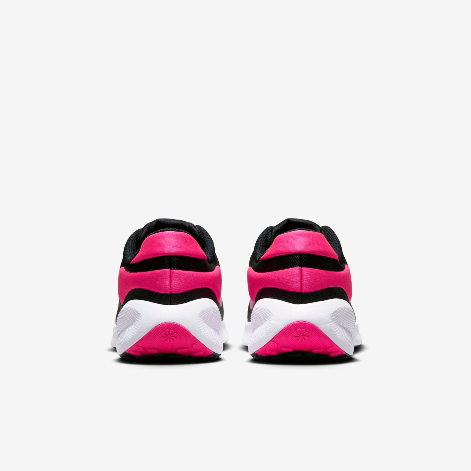 Tênis Nike Revolution 7 Infantil - Foto 6
