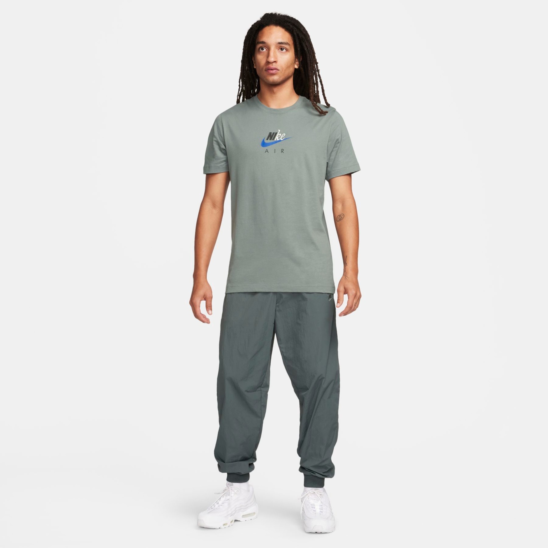 Camiseta Nike Sportswear Connect Masculina - Foto 5