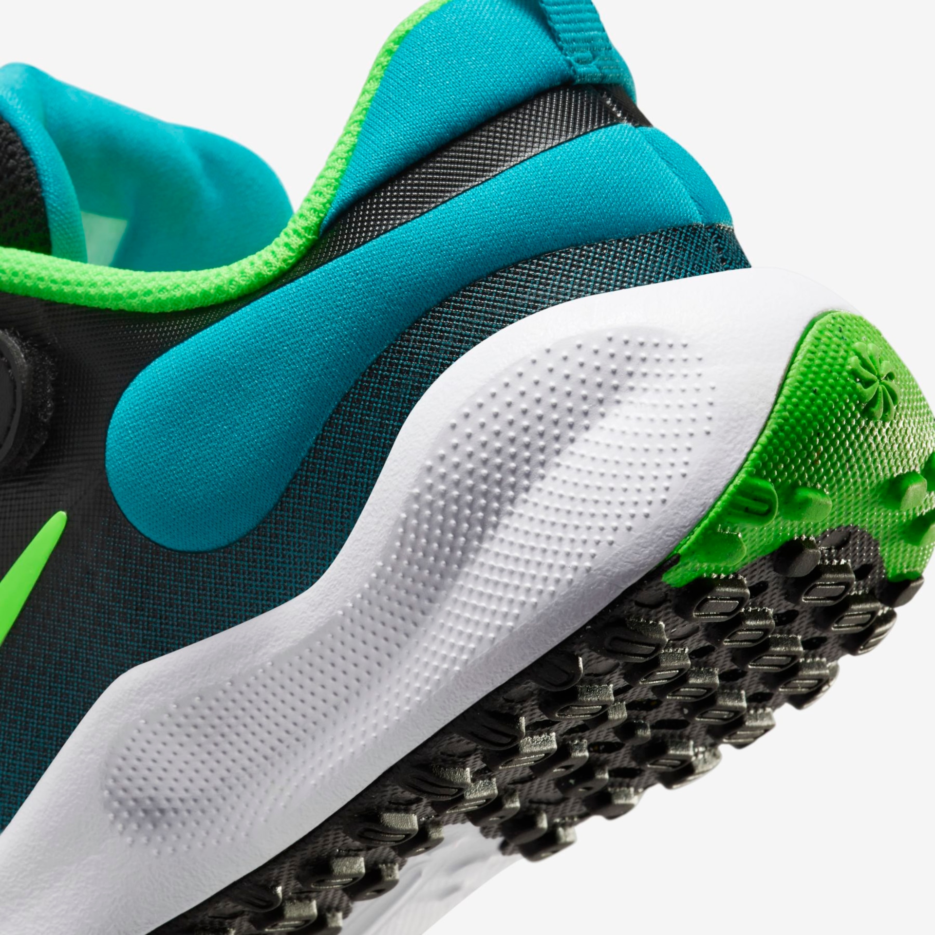 Tênis Nike Revolution 7 Infantil - Foto 8