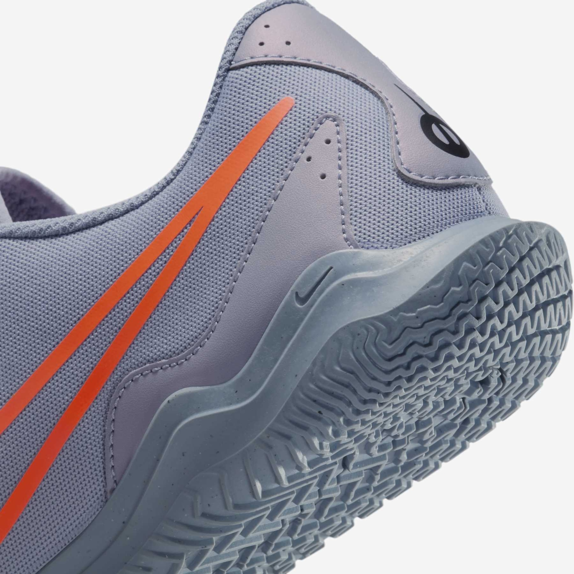 Chuteira Nike Tiempo 10 Club Futsal - Foto 8