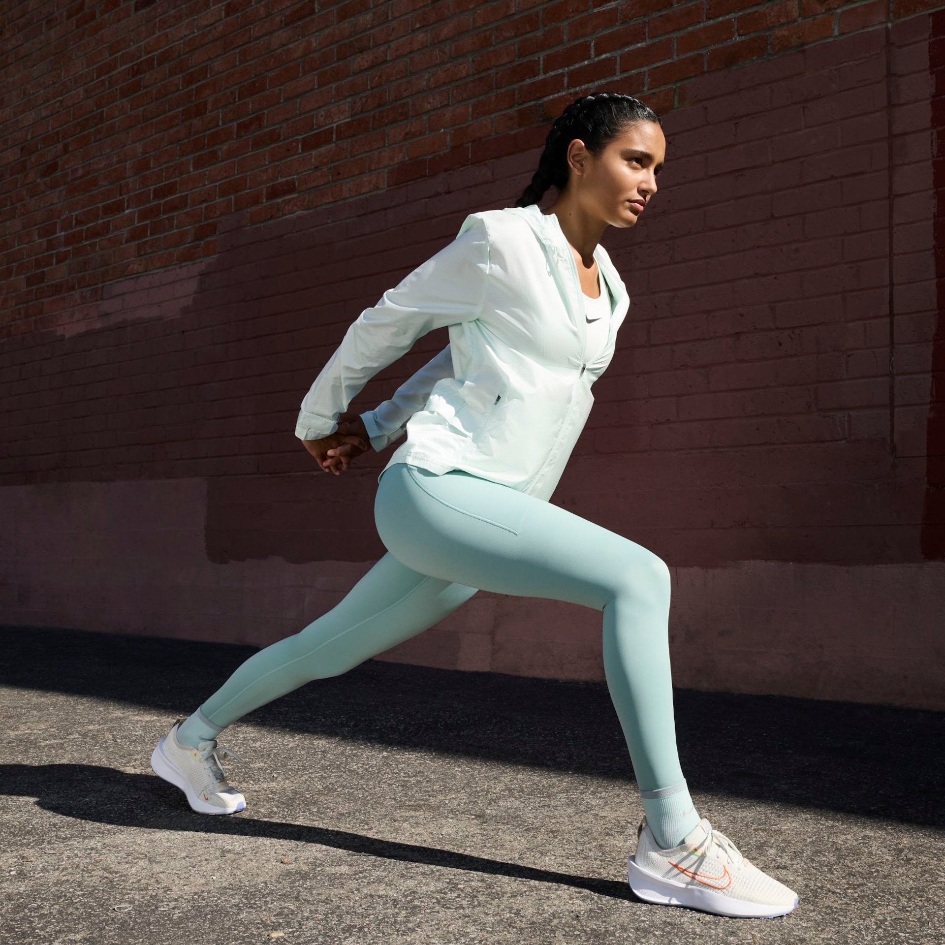 Tênis Nike Interact Run Feminino - Foto 10