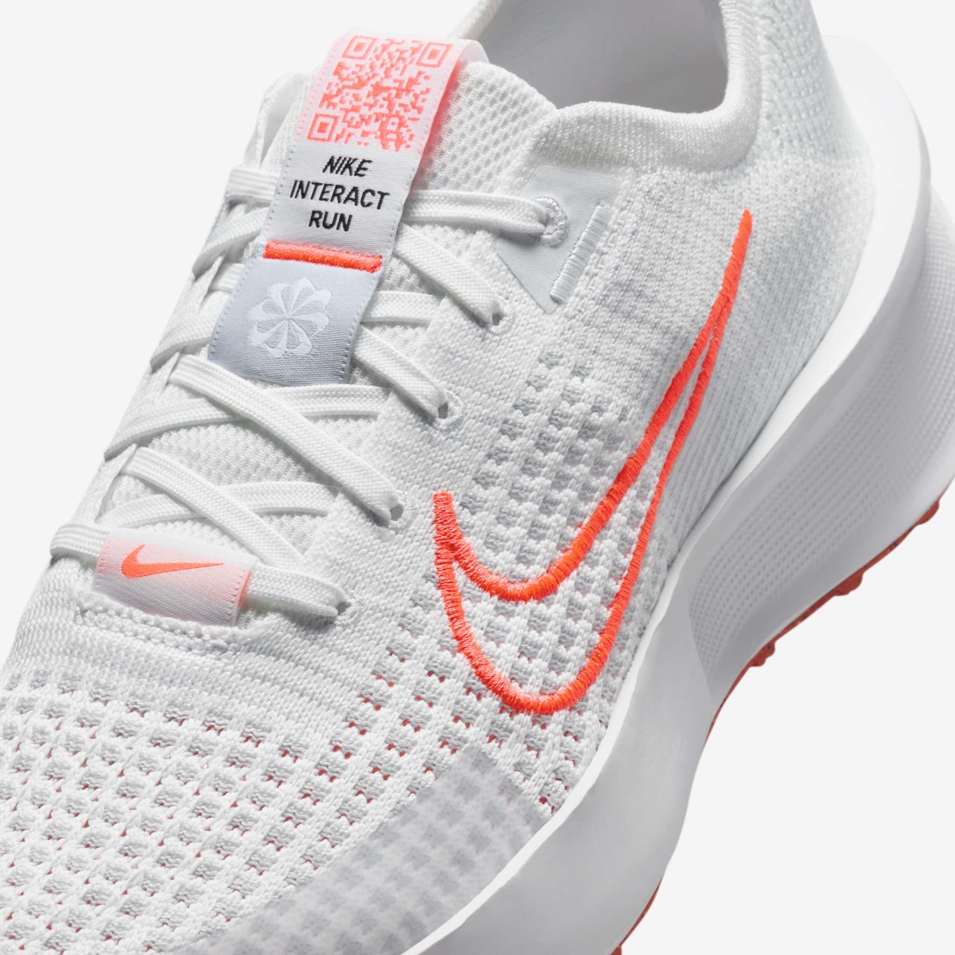 Tênis Nike Interact Run Feminino - Foto 7