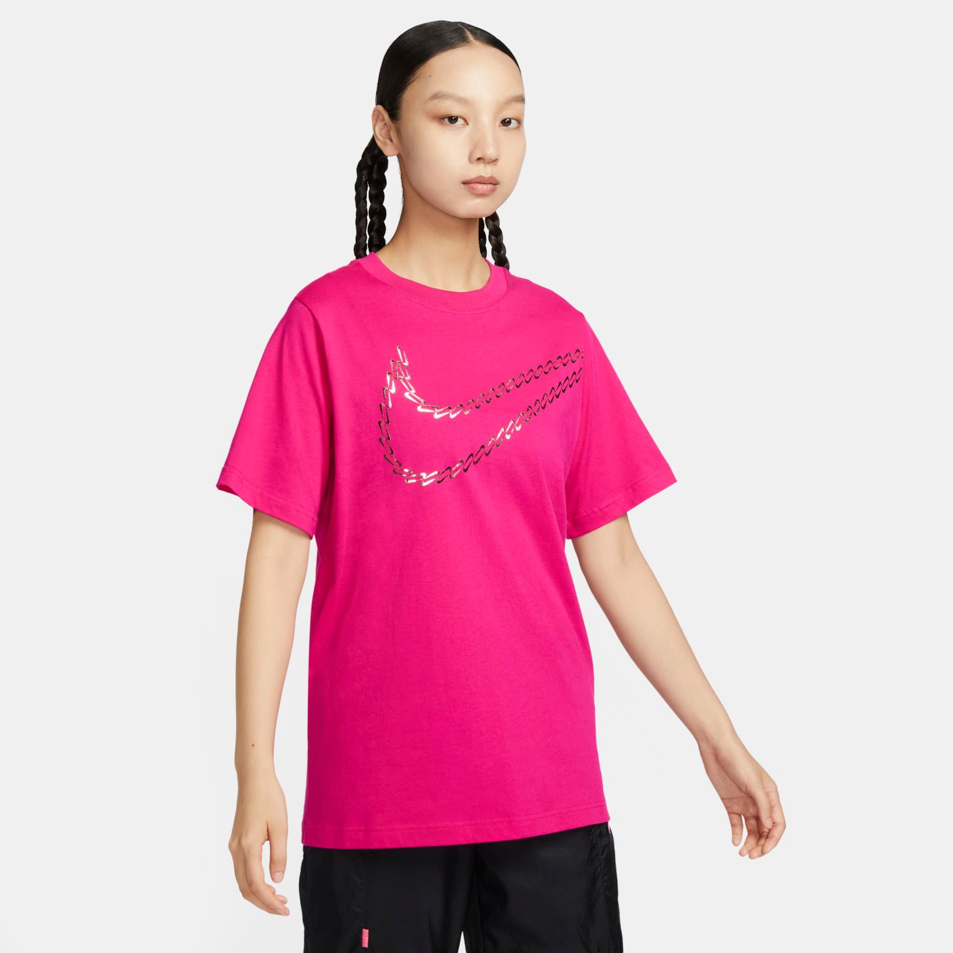 Camiseta Nike Sportswear Shine Feminina - Foto 1