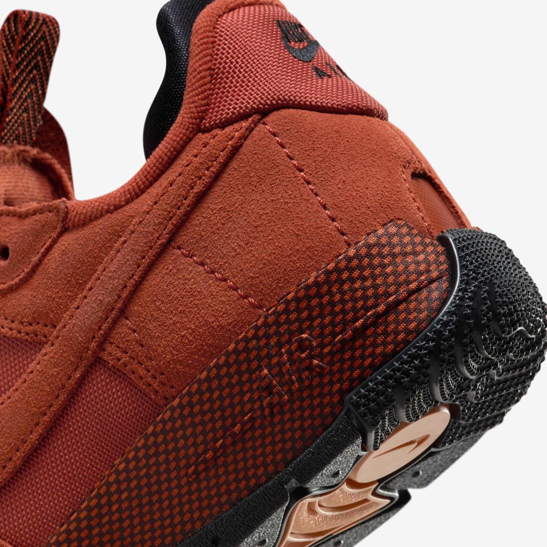 Tênis Nike Air Force 1 Wild Feminino - Foto 8