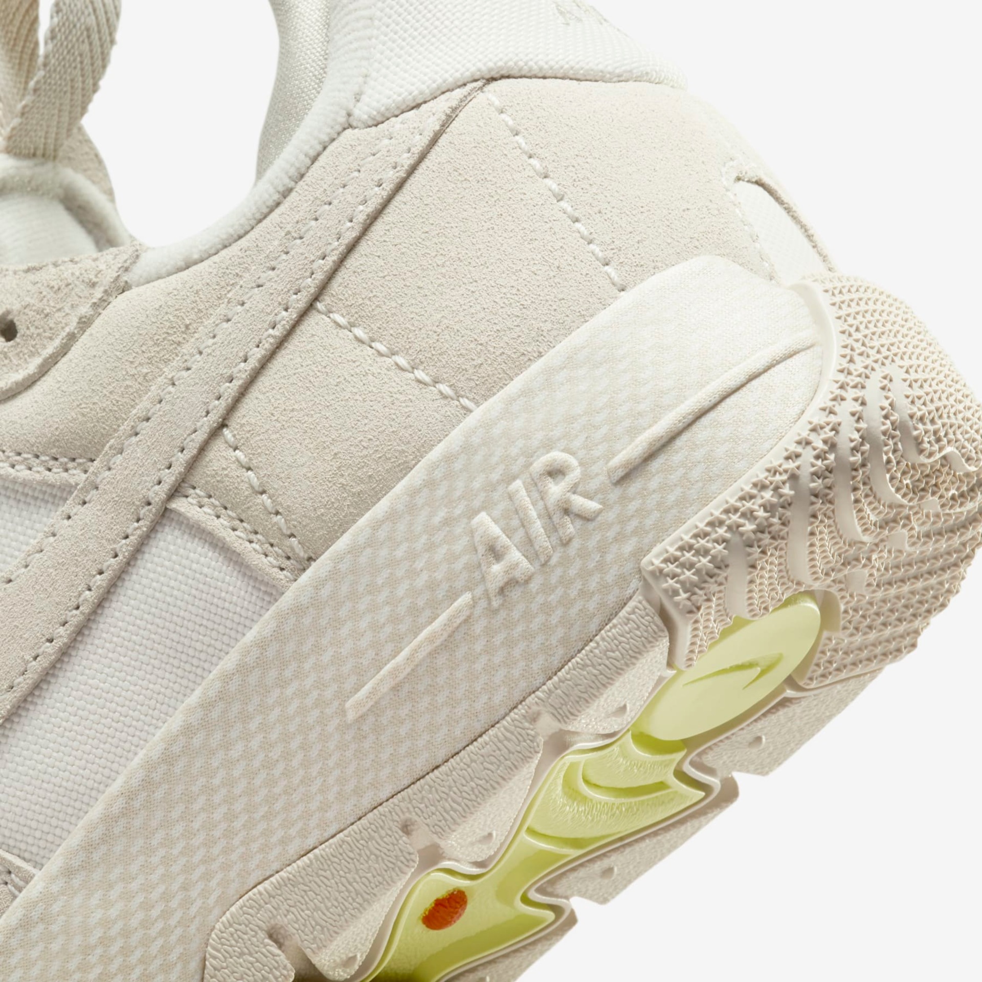 Tênis Nike Air Force 1 Wild Feminino - Foto 9