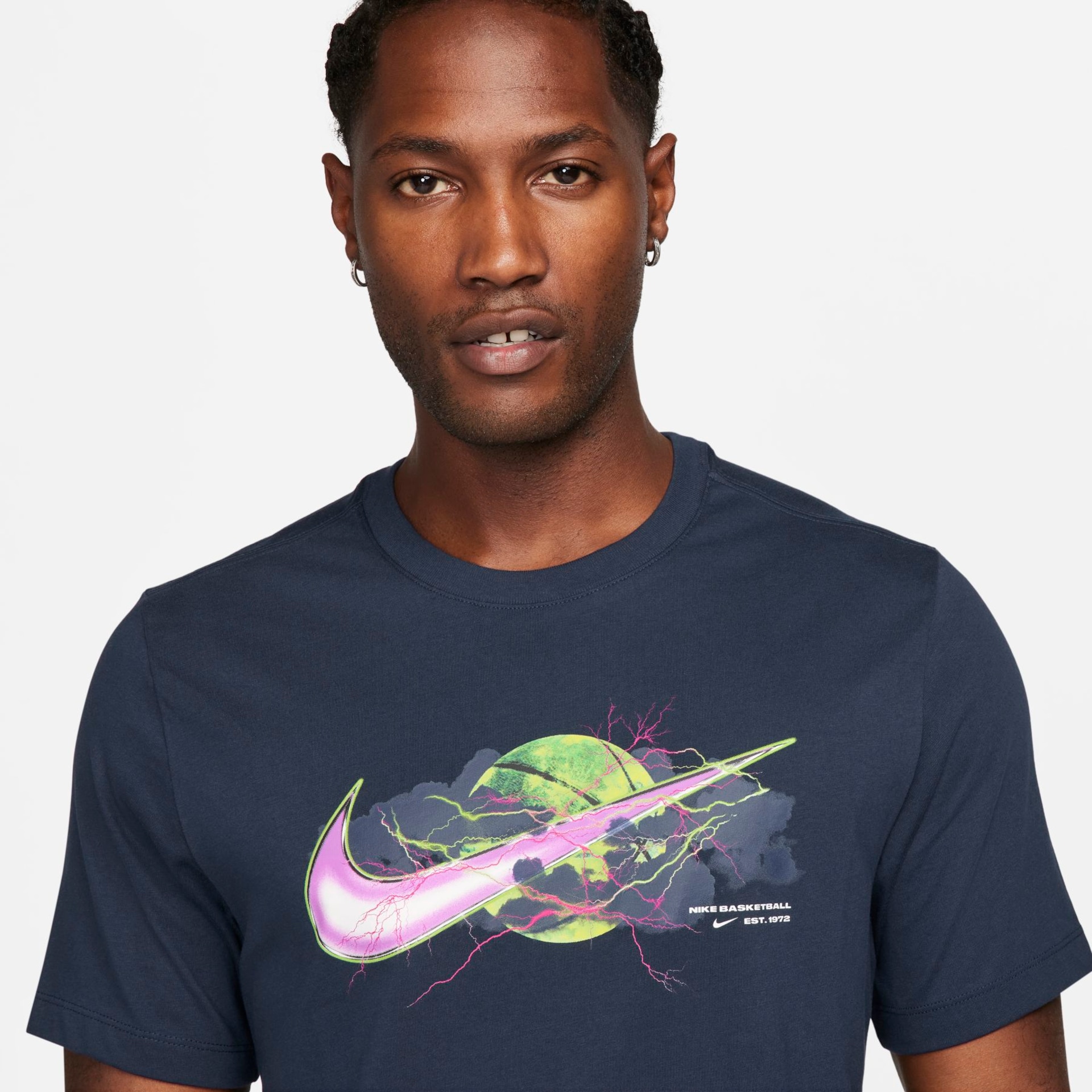 Camiseta Nike Swoosh Masculina - Foto 3