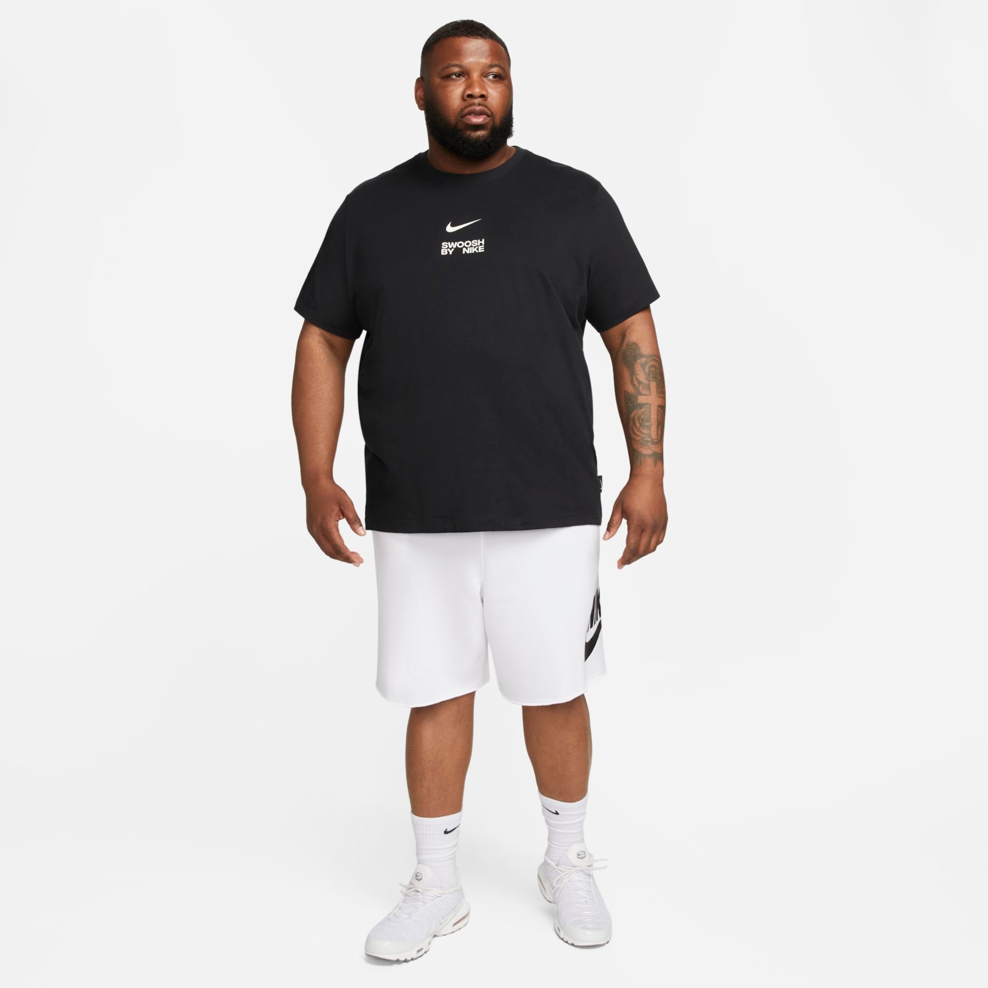 Camiseta Nike Sportswear Masculina - Foto 13