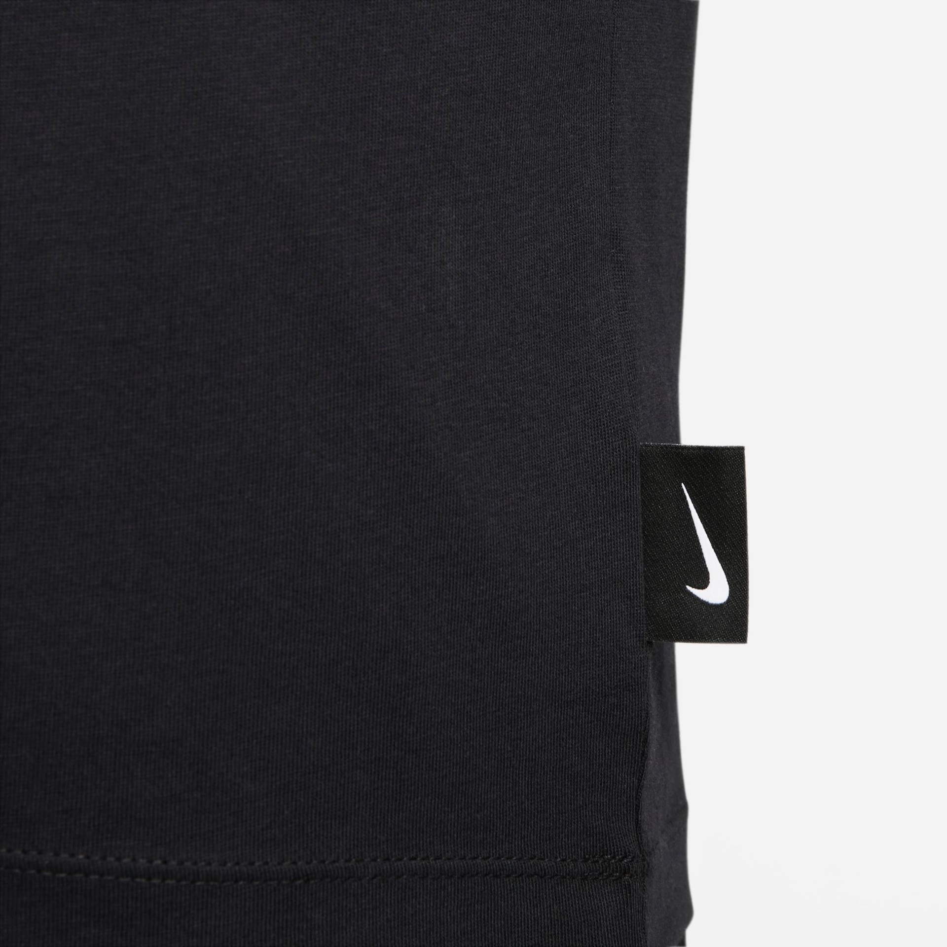 Camiseta Nike Sportswear Masculina - Foto 4