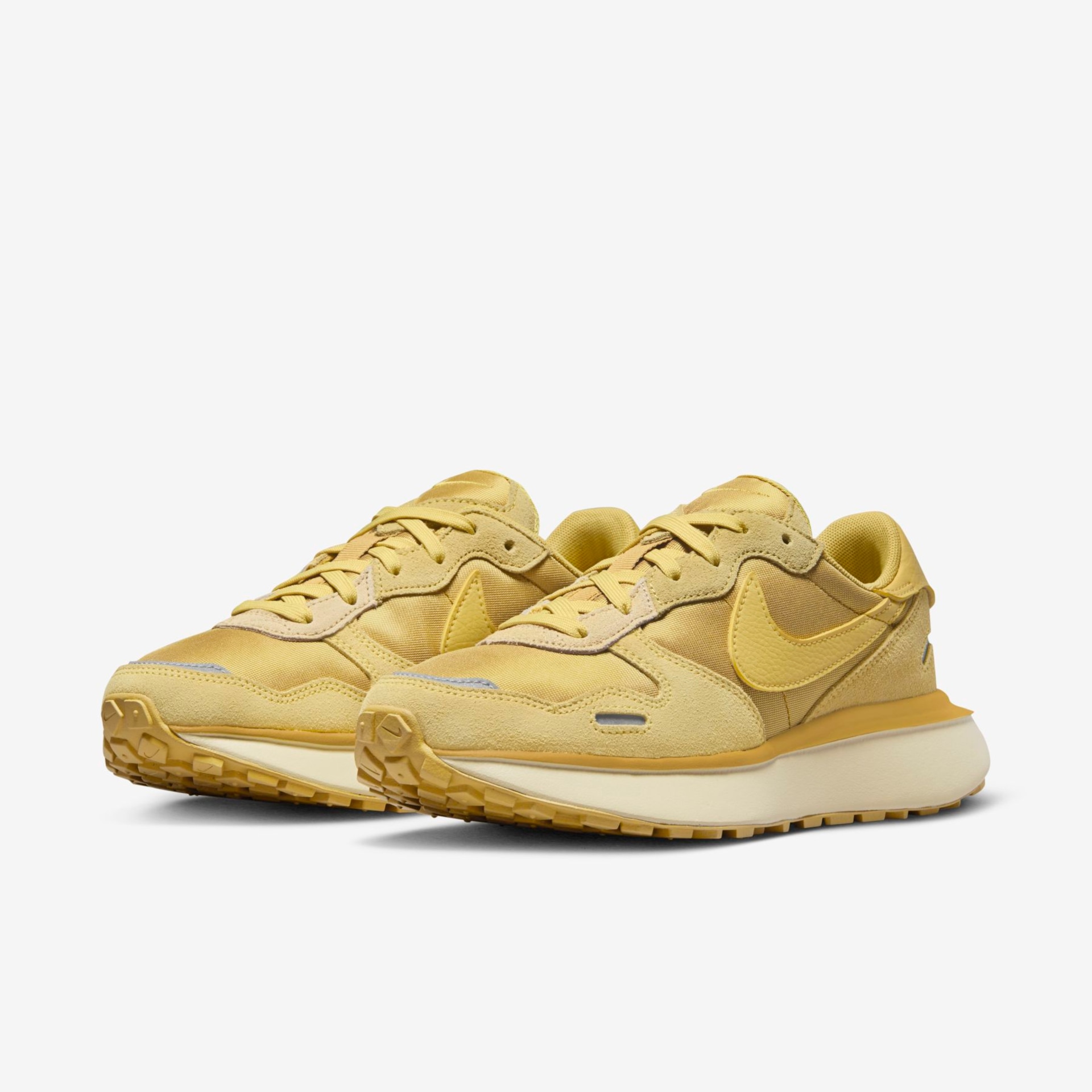 Tênis Nike Phoenix Waffle Feminino - Foto 5