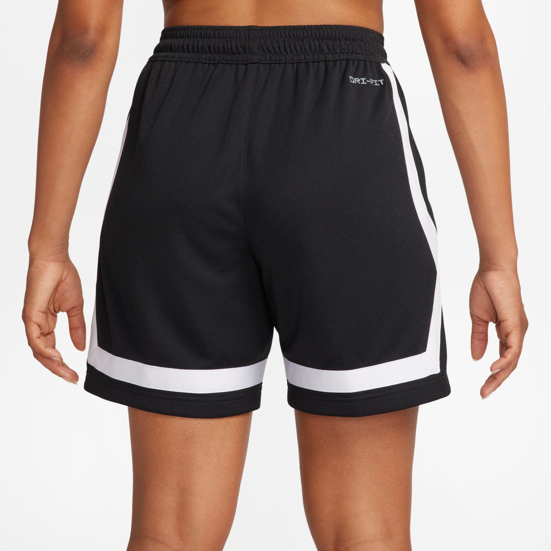 Shorts Nike Sabrina Feminino - Foto 3