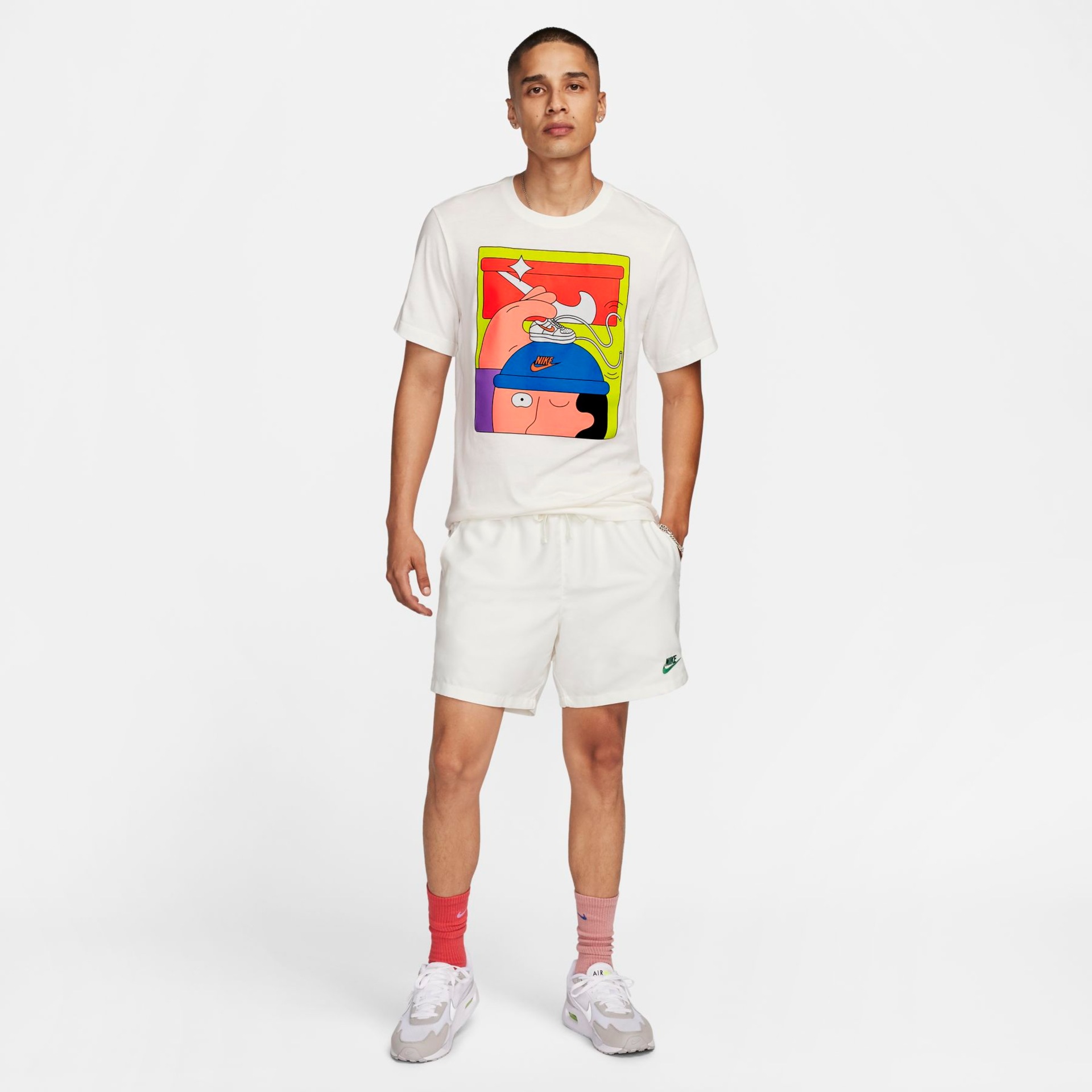 Camiseta Nike Sportswear Masculina - Foto 5