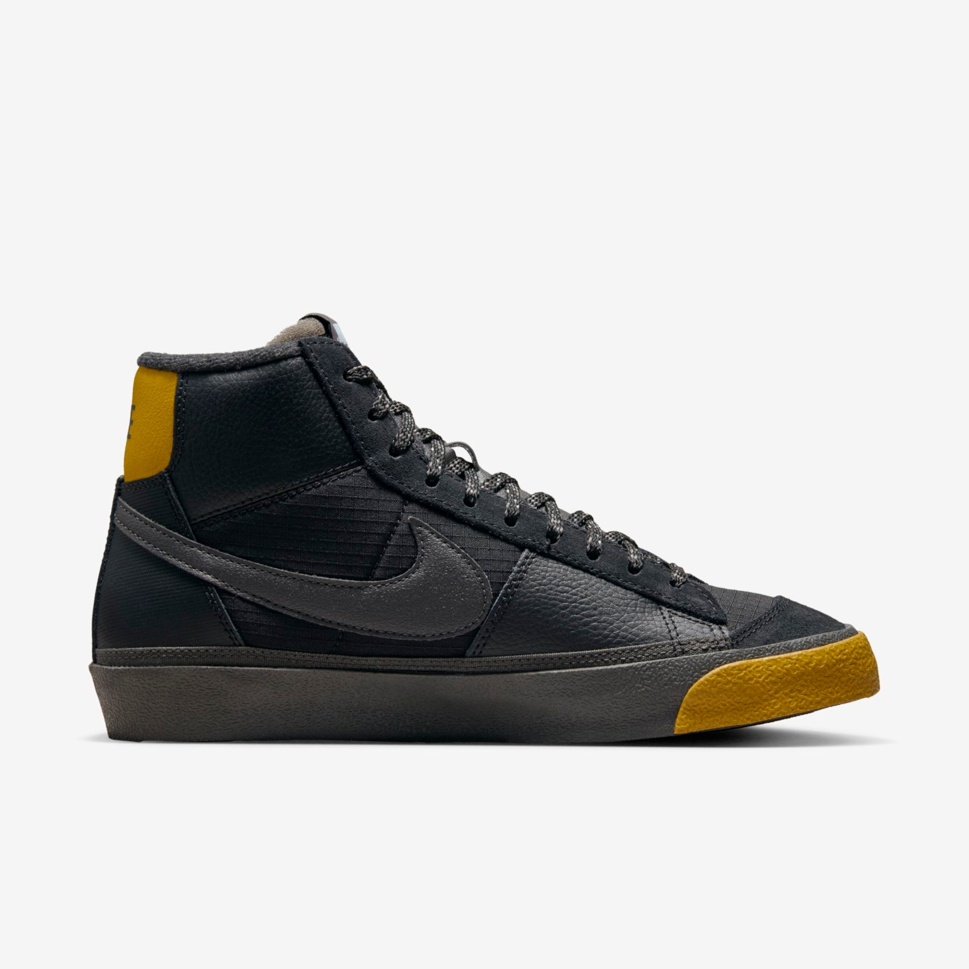 Tênis Nike Blazer Mid Pro Club Masculino - Foto 3