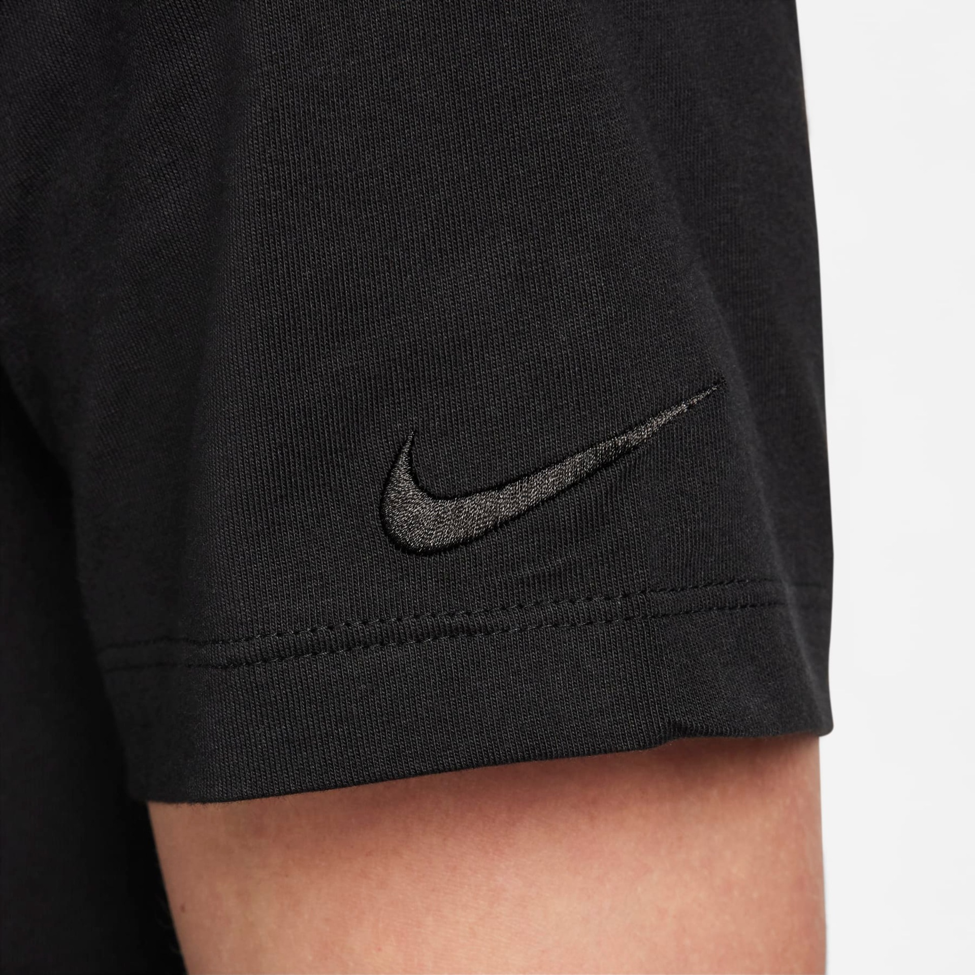 Camiseta Nike Sportswear UV Masculina - Foto 3