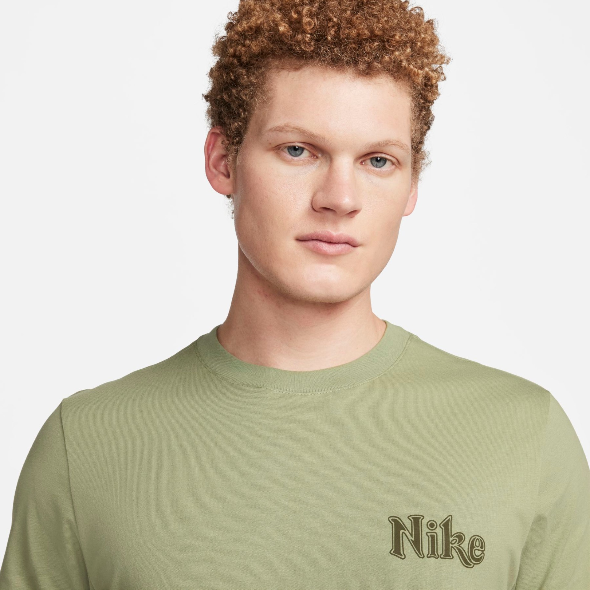 Camiseta Nike Sportswear UV Masculina - Foto 3