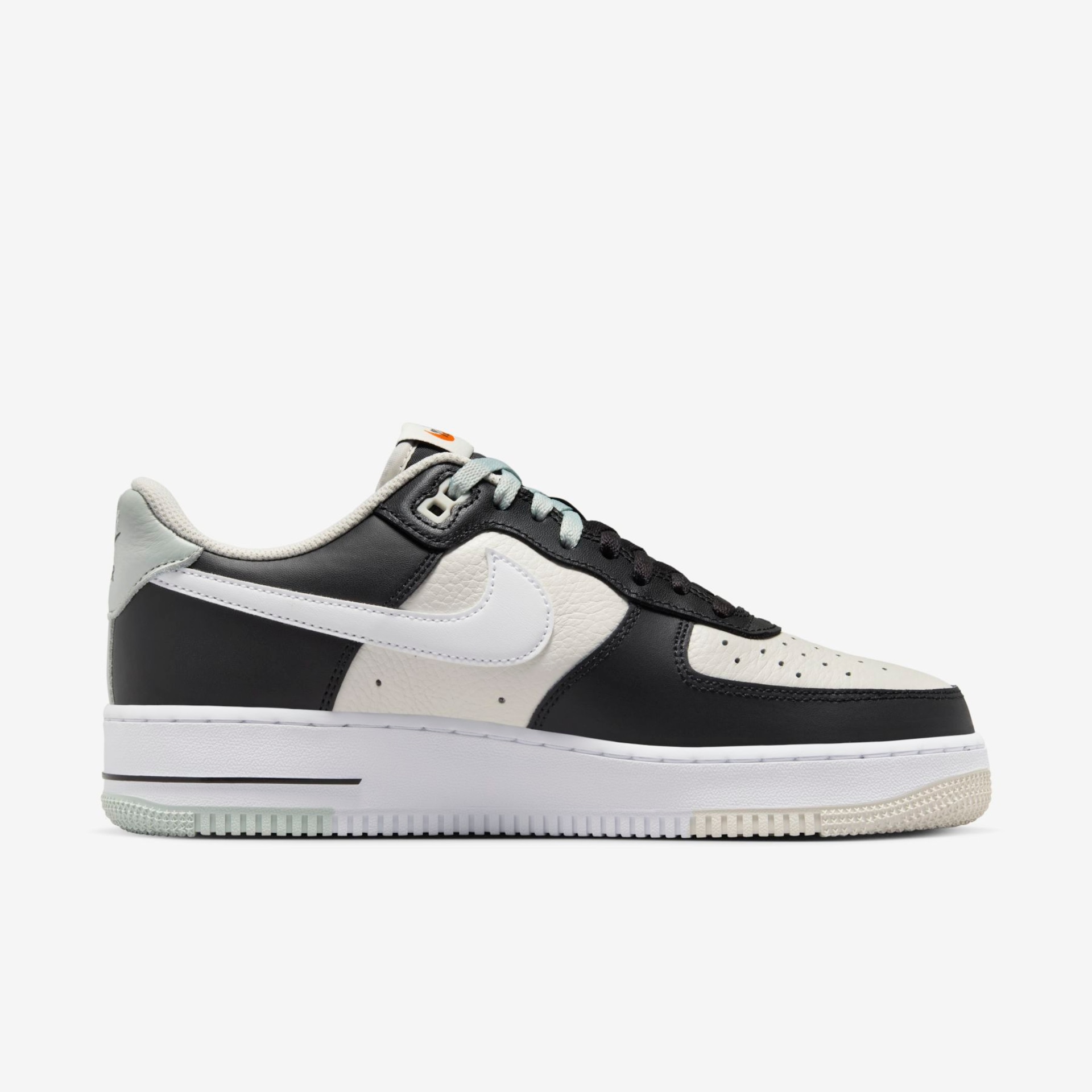 Tênis Nike Air Force 1 '07 LV8 Masculino - Foto 3