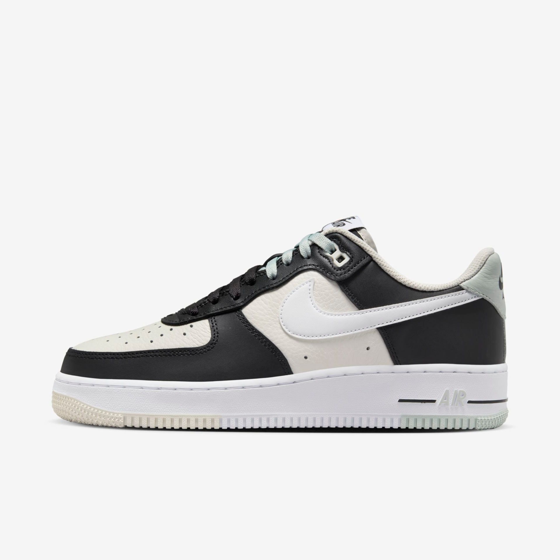 Tênis Nike Air Force 1 '07 LV8 Masculino - Foto 1