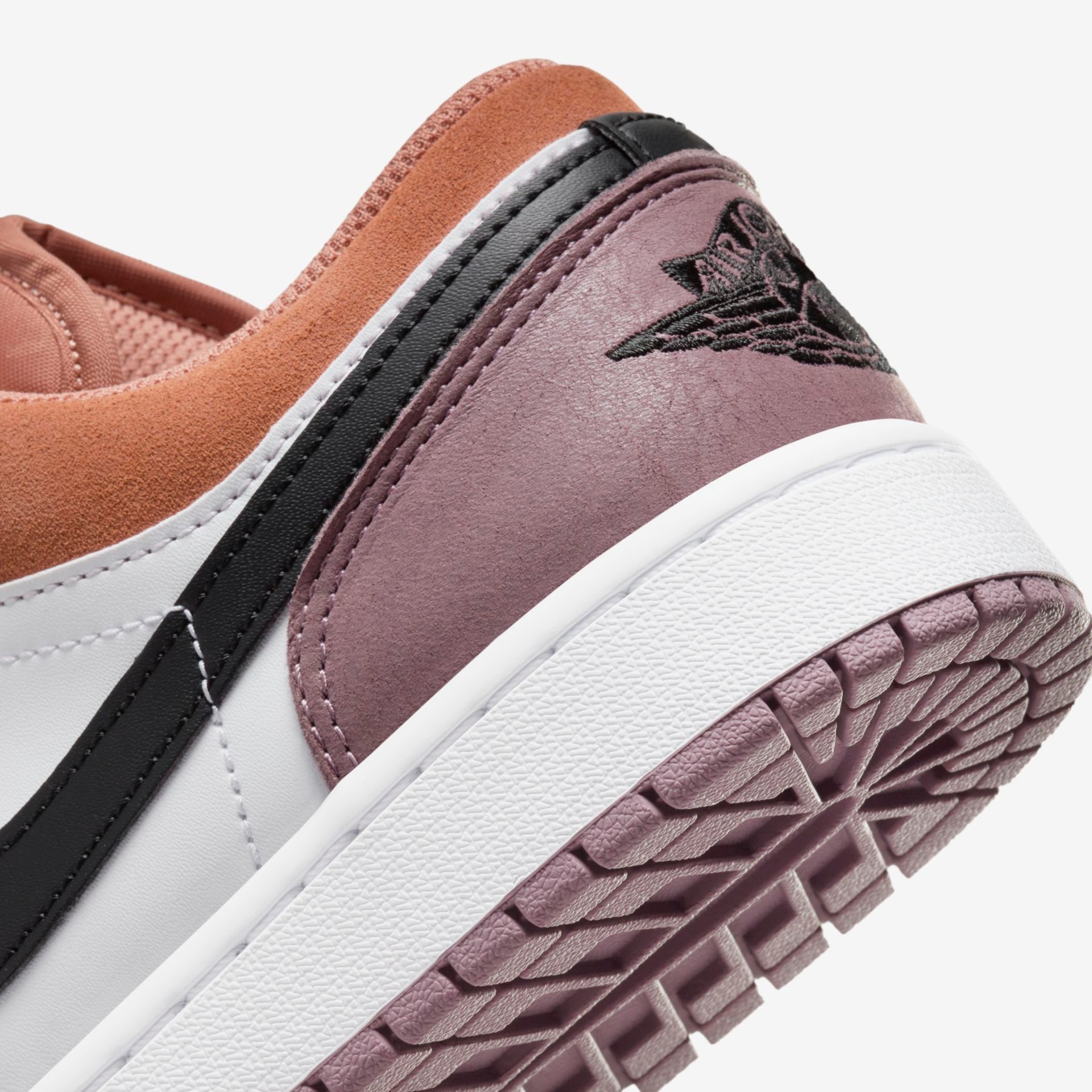 Tênis Air Jordan 1 Low SE Masculino - Foto 8