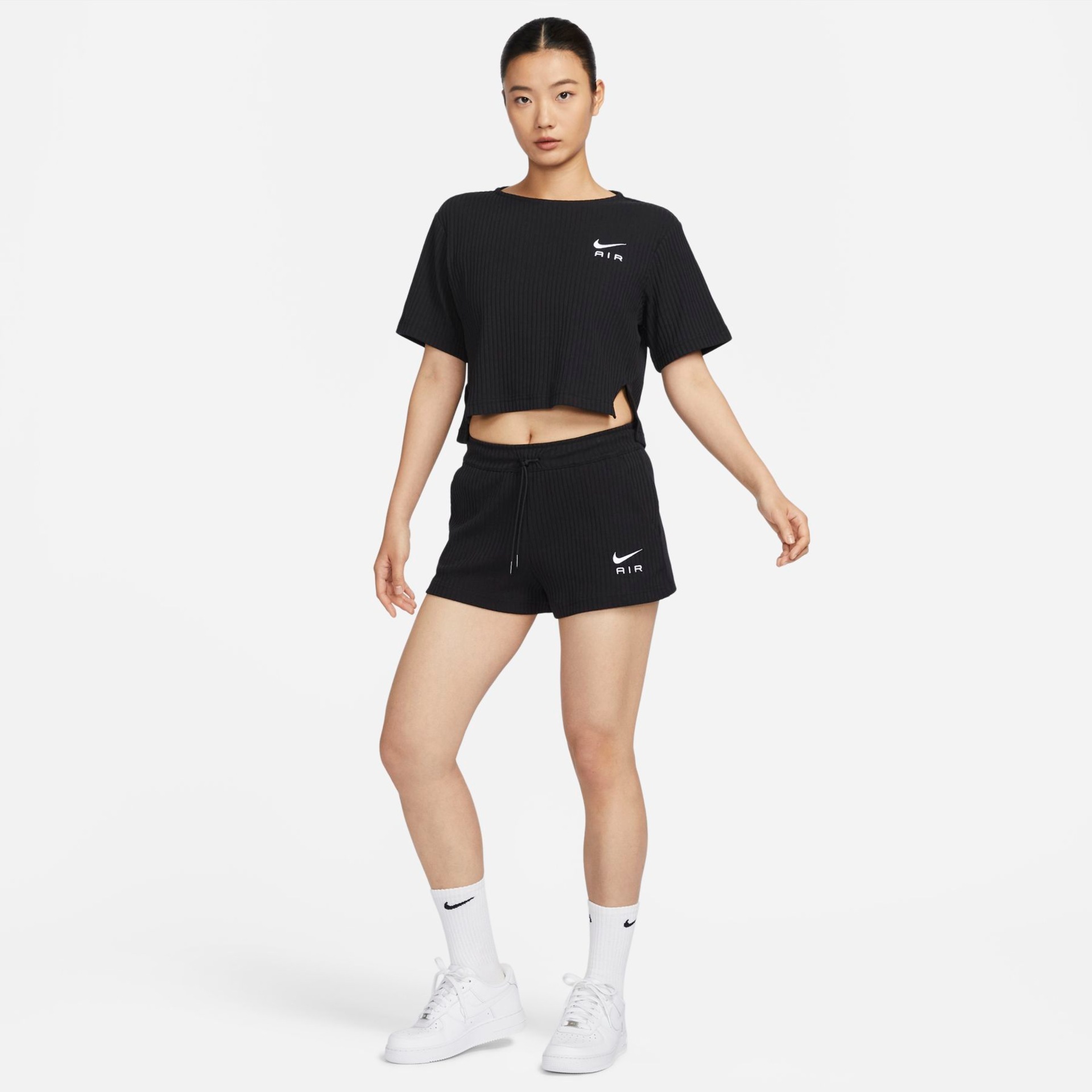 Camiseta Nike Sportswear Feminina - Foto 5