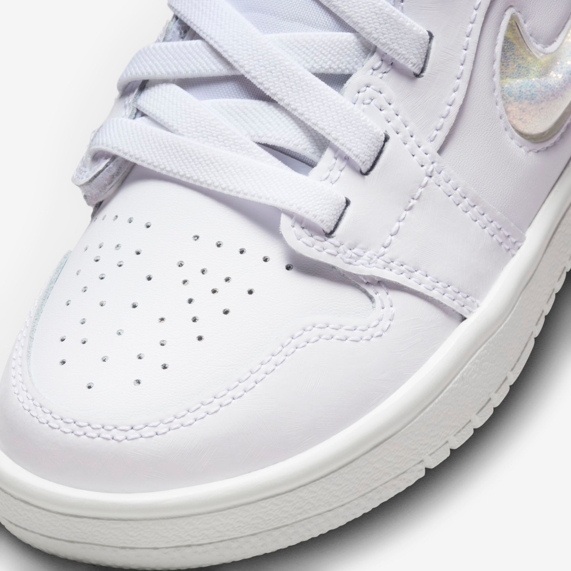 Tênis Jordan 1 Low Alt SE Infantil - Foto 7