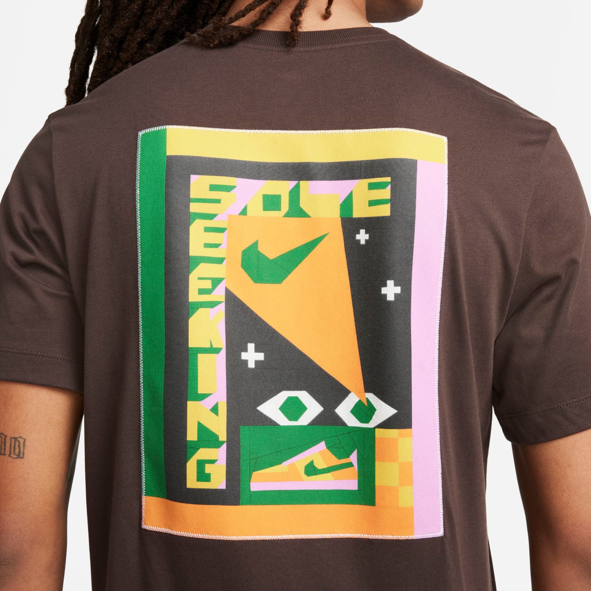 Camiseta Nike Sportswear Masculina - Foto 4