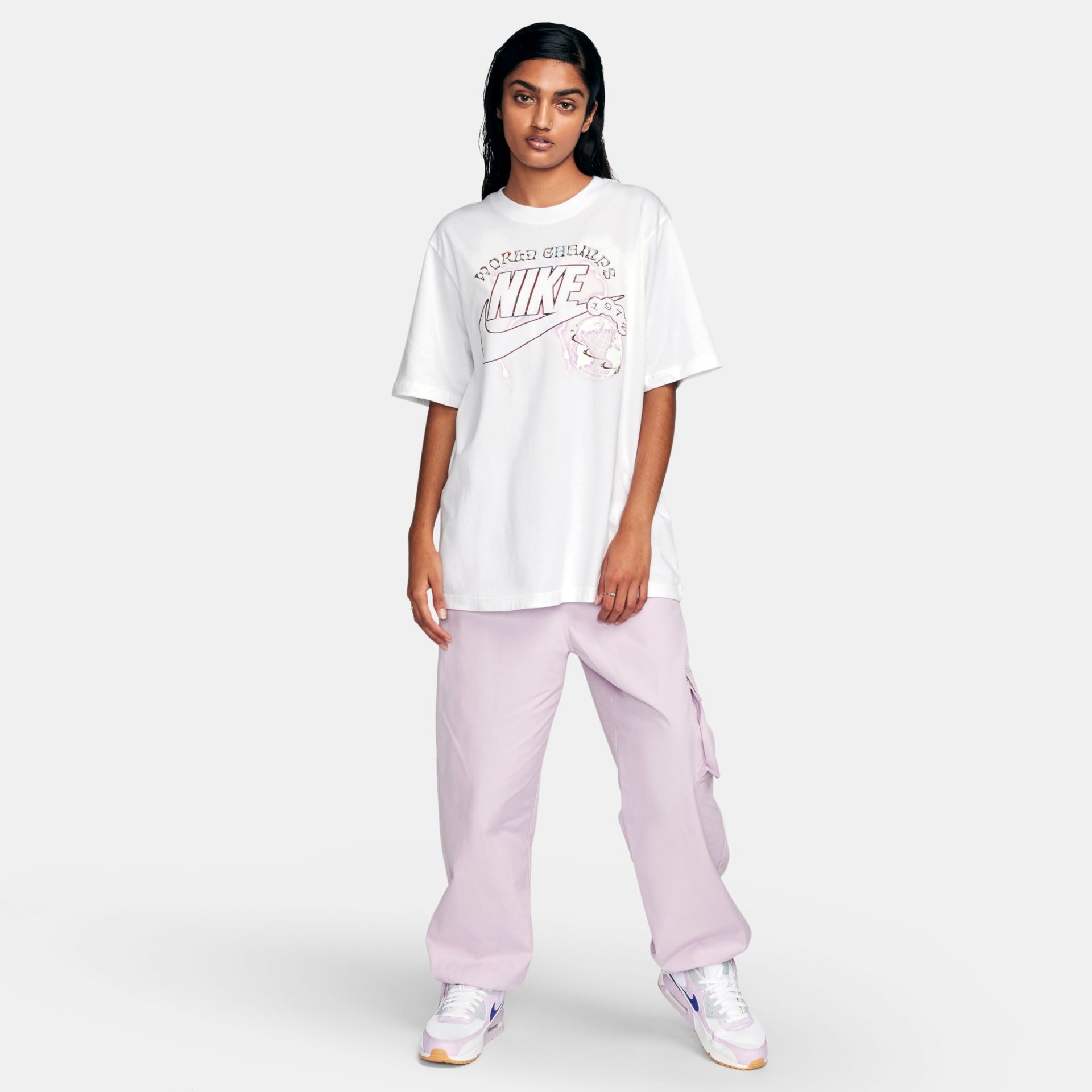 Camiseta Nike Sportswear Feminina - Foto 5