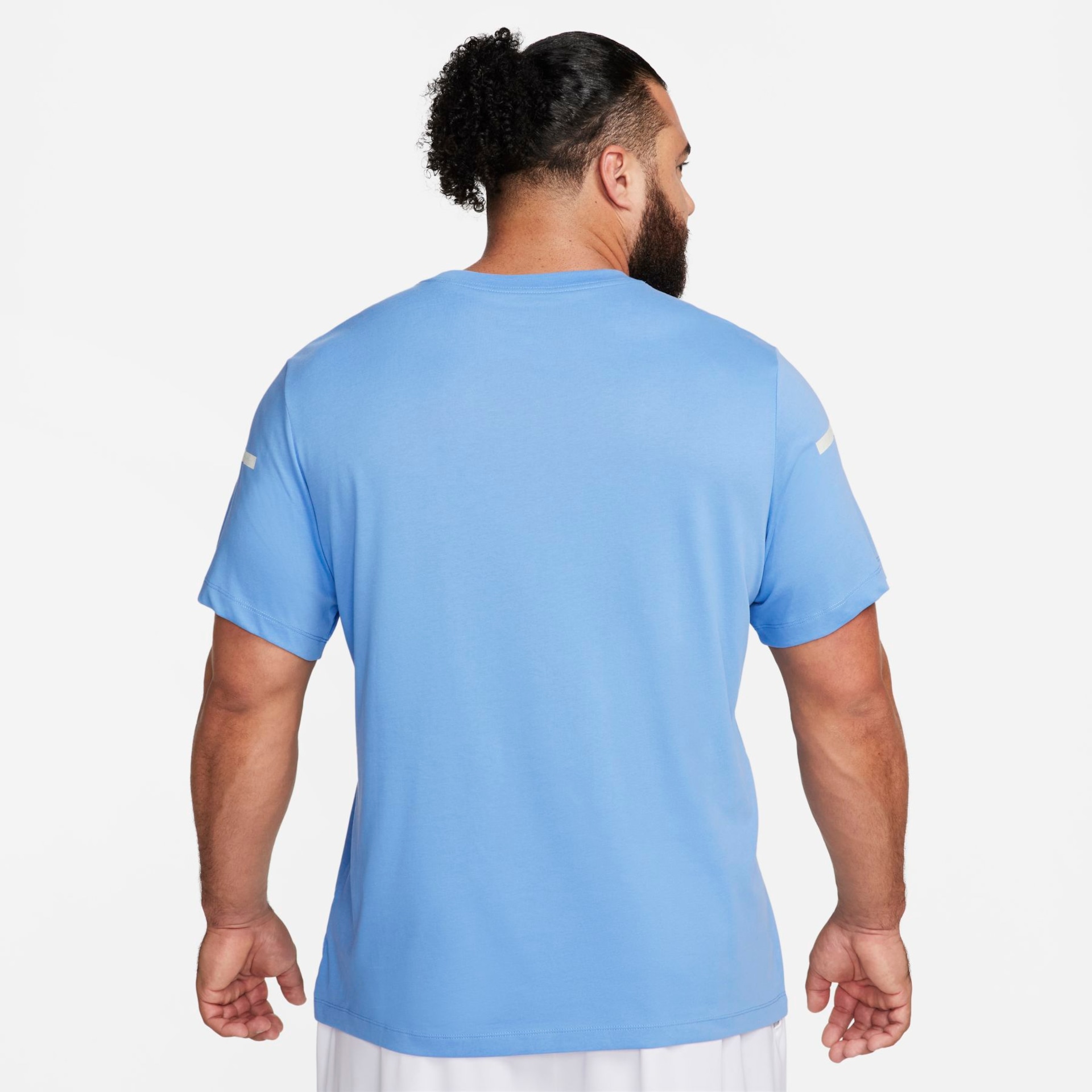Camiseta Nike Dri-FIT Flash Masculina - Foto 8